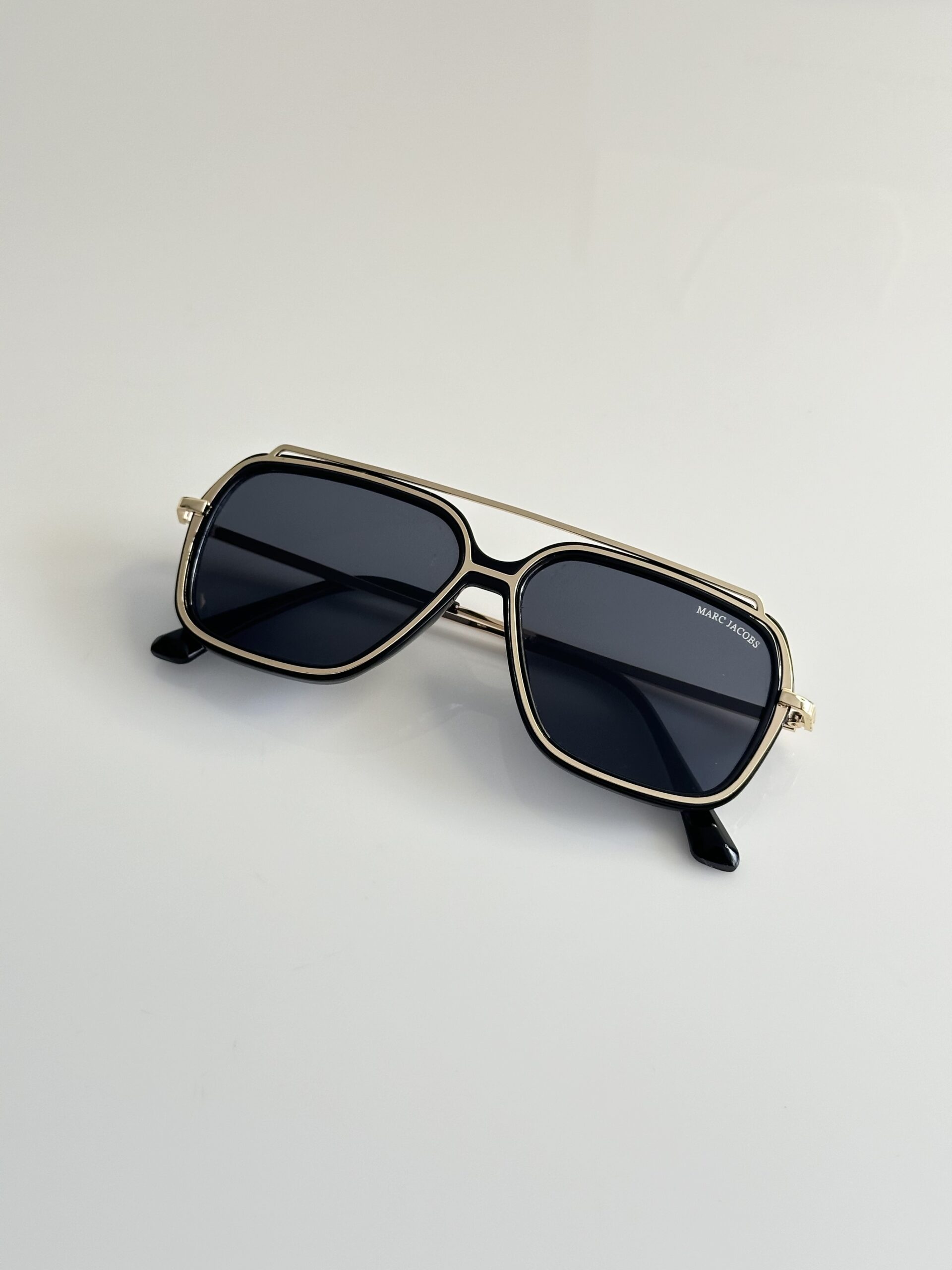 Marc Jacobs 2119 Gold Black - Image 3