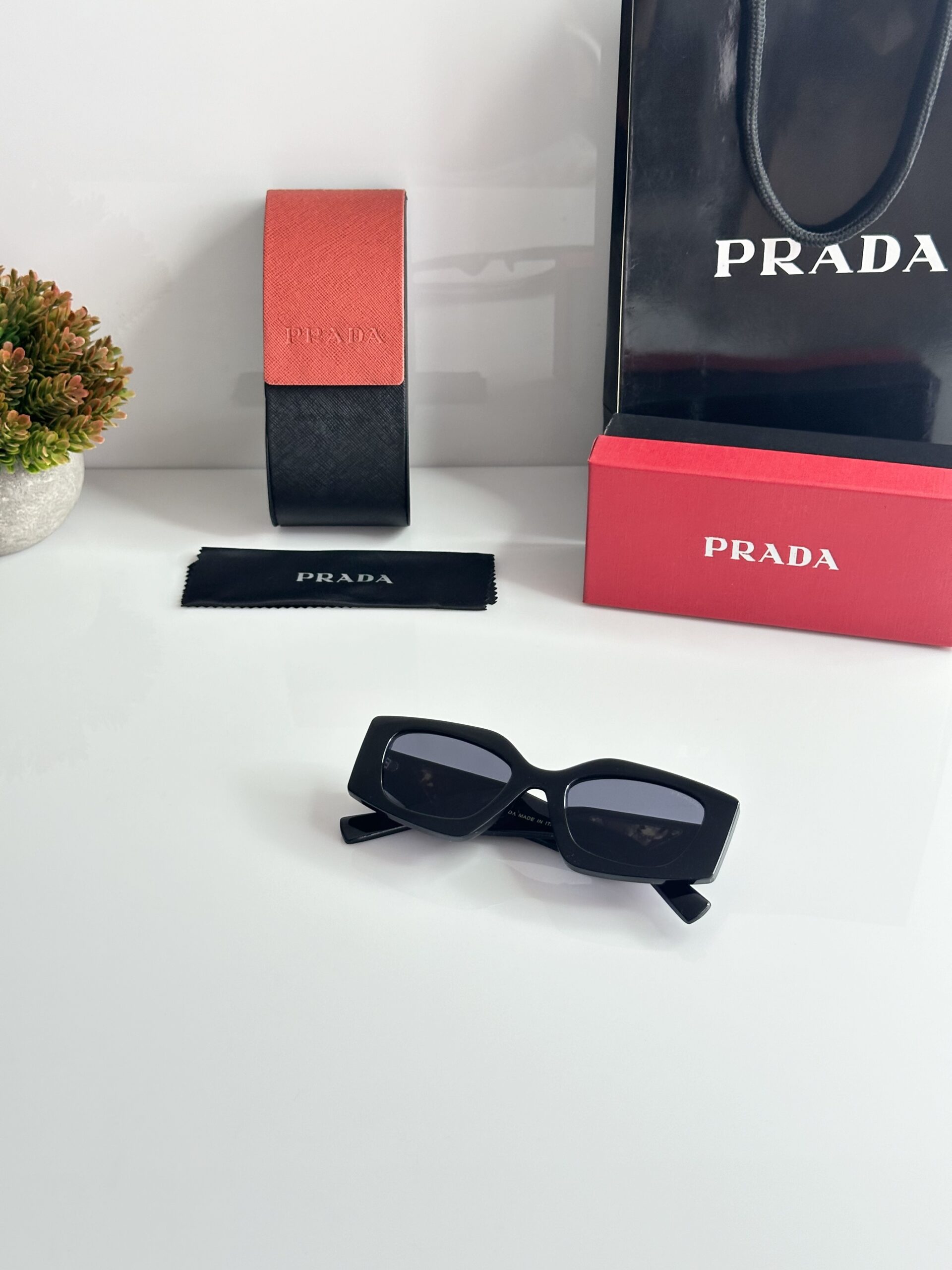 Prada_6225_Black - Image 4