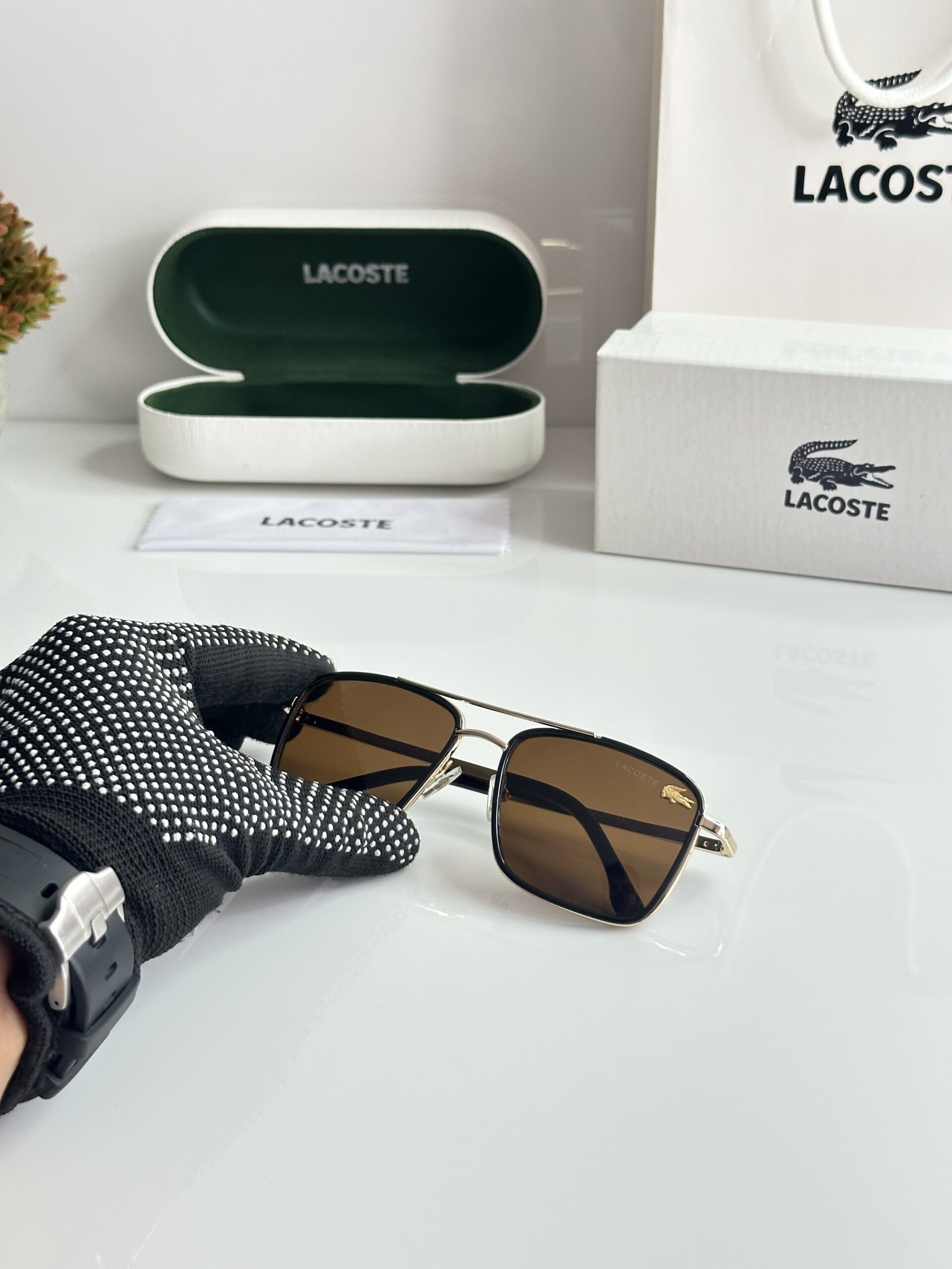 Lacoste_138_Gold_Brown - Image 4