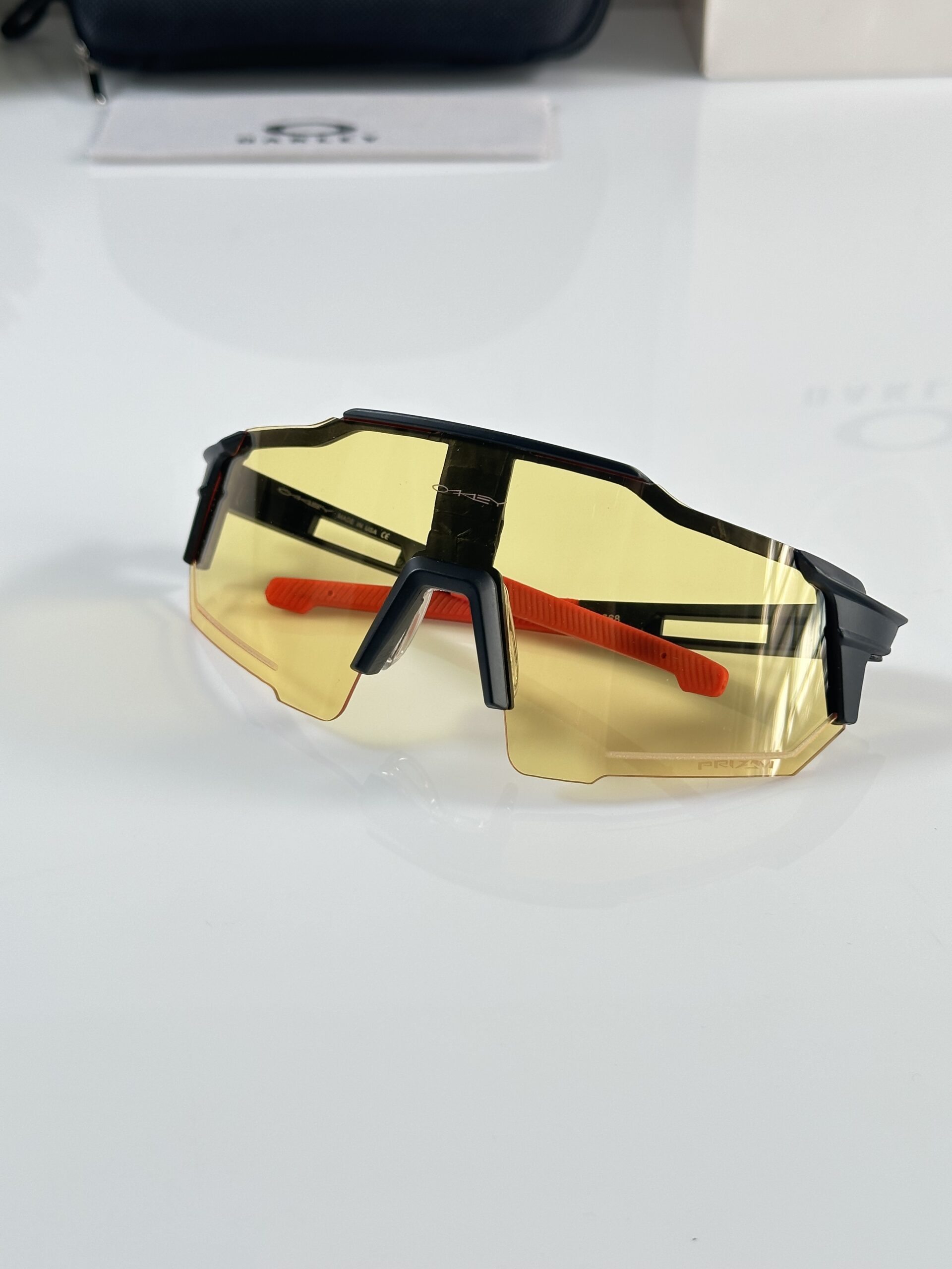 Oakley_668_Black_Yellow - Image 3