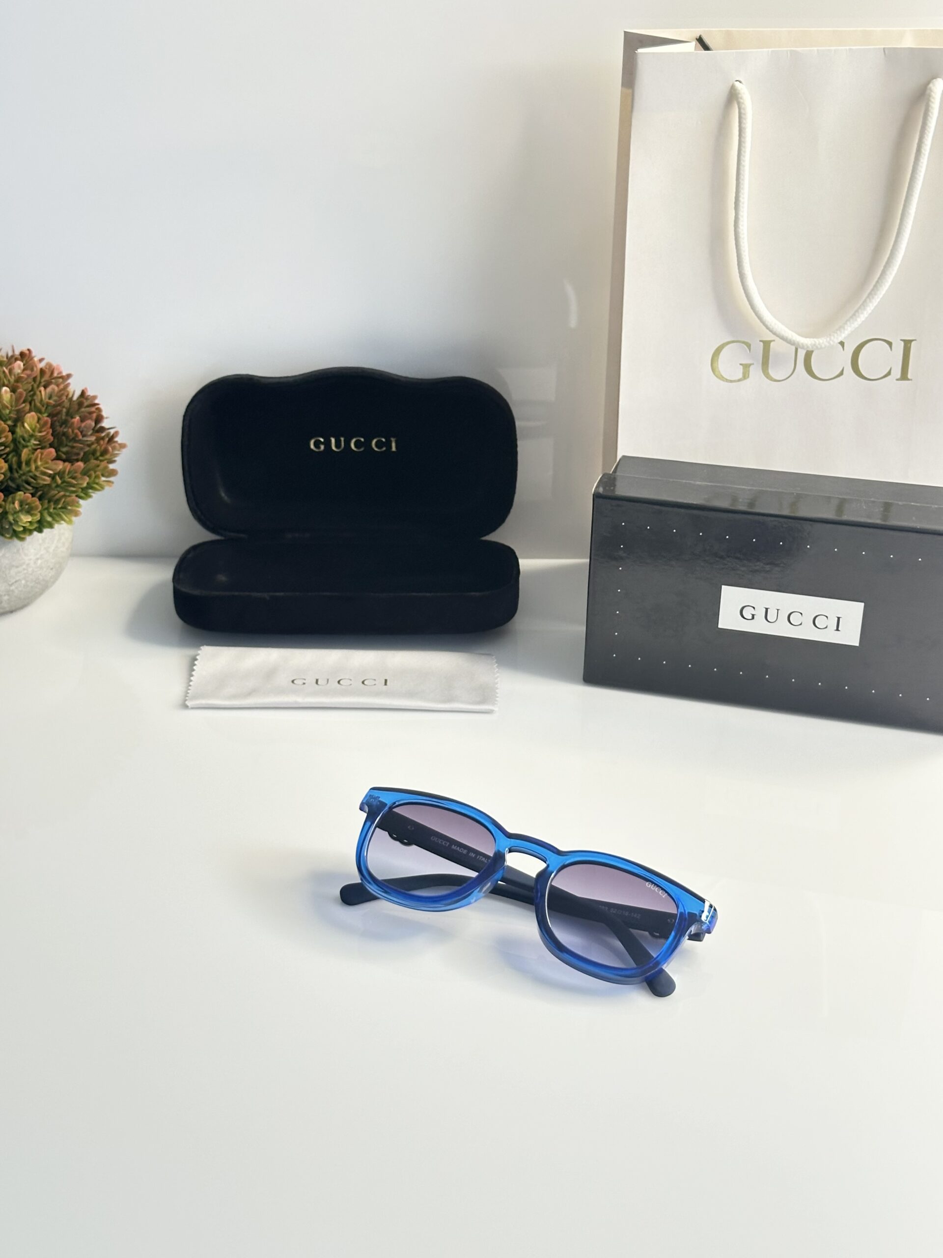 Gucci_88083_Blue - Image 4