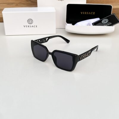Versace black 25