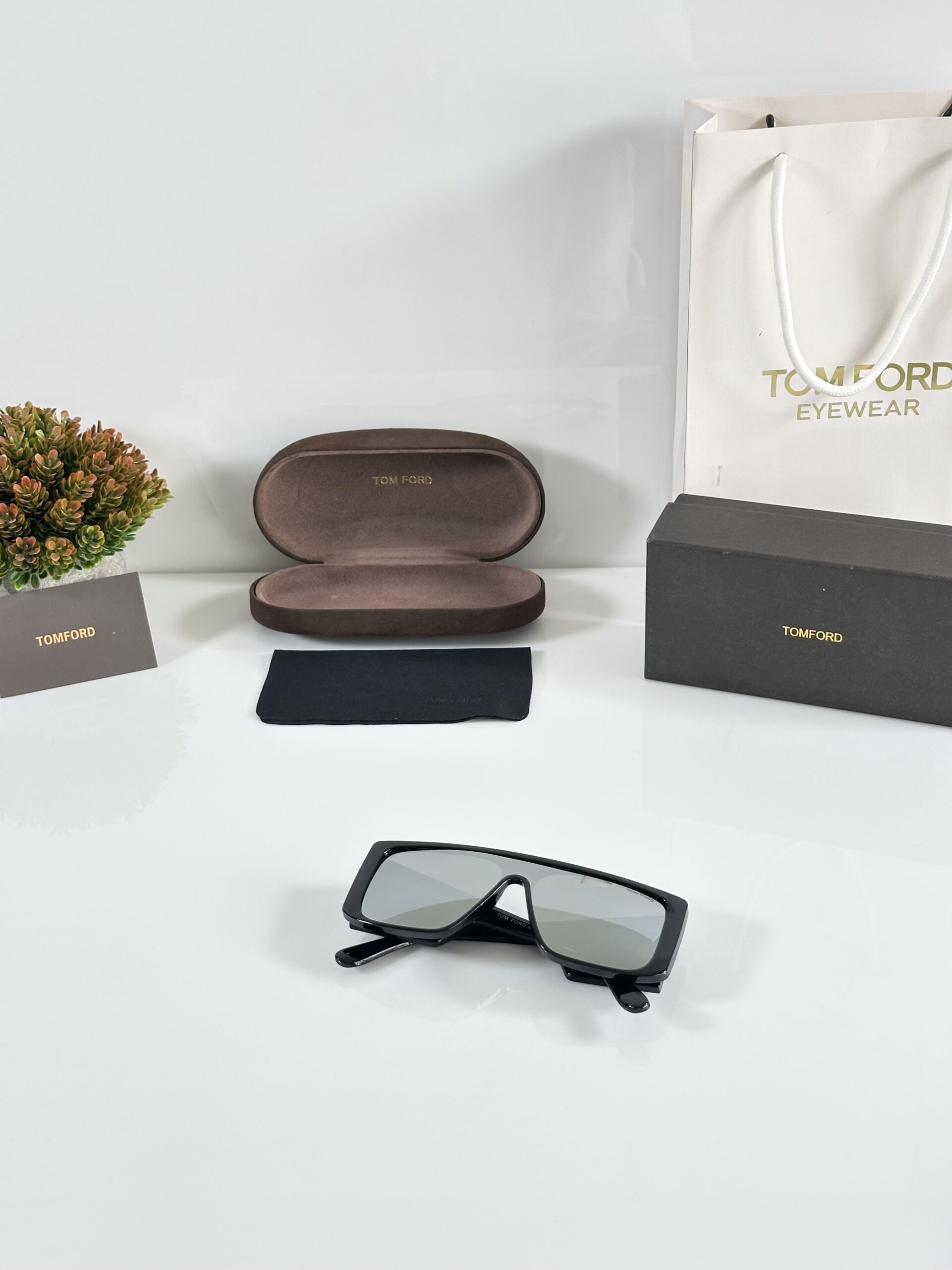 Tomford 0710 Black Silver Mercury - Image 4