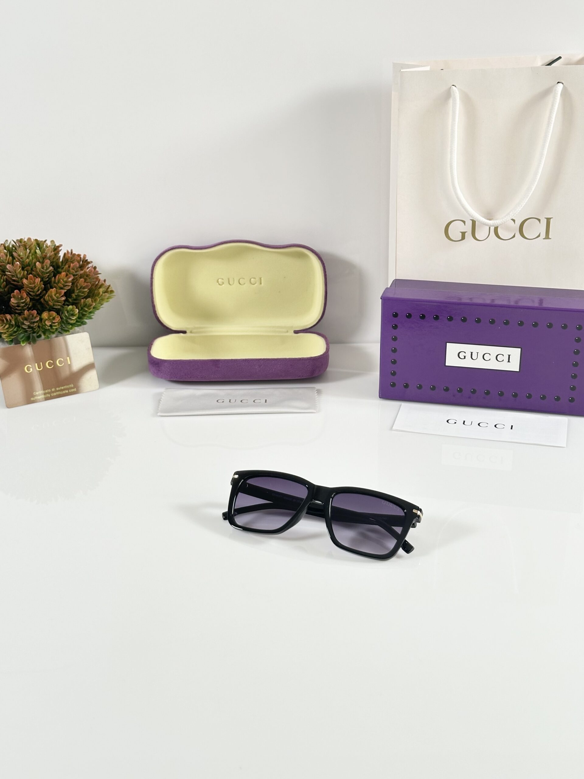Gucci_2417_Black_DC - Image 4