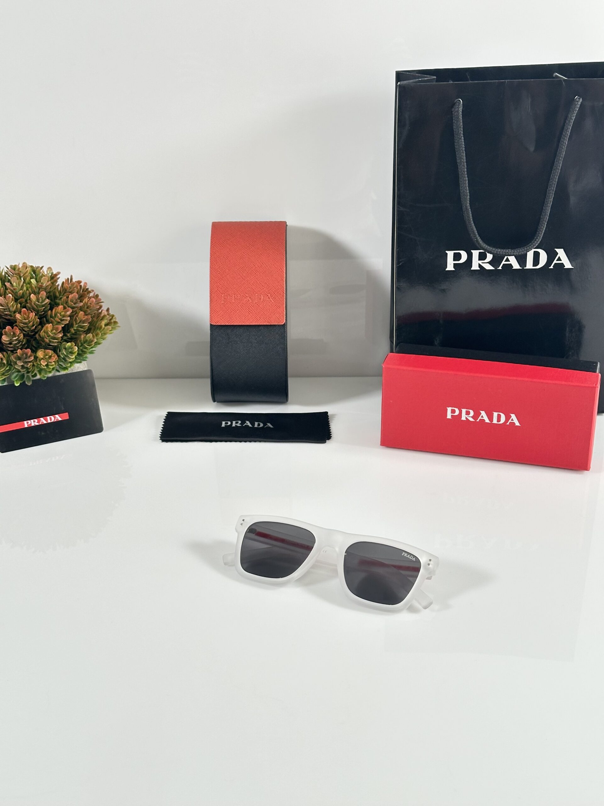 Prada_3835_Ice_Black - Image 4