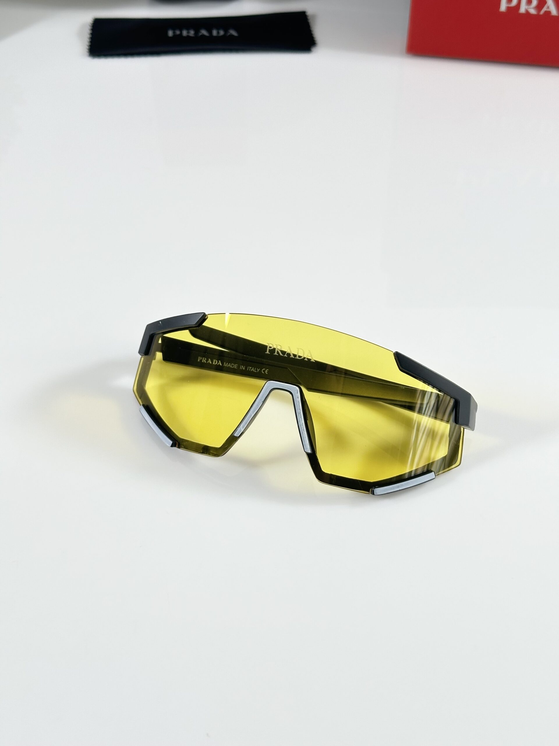 Prada_3053_Black_Yellow - Image 3