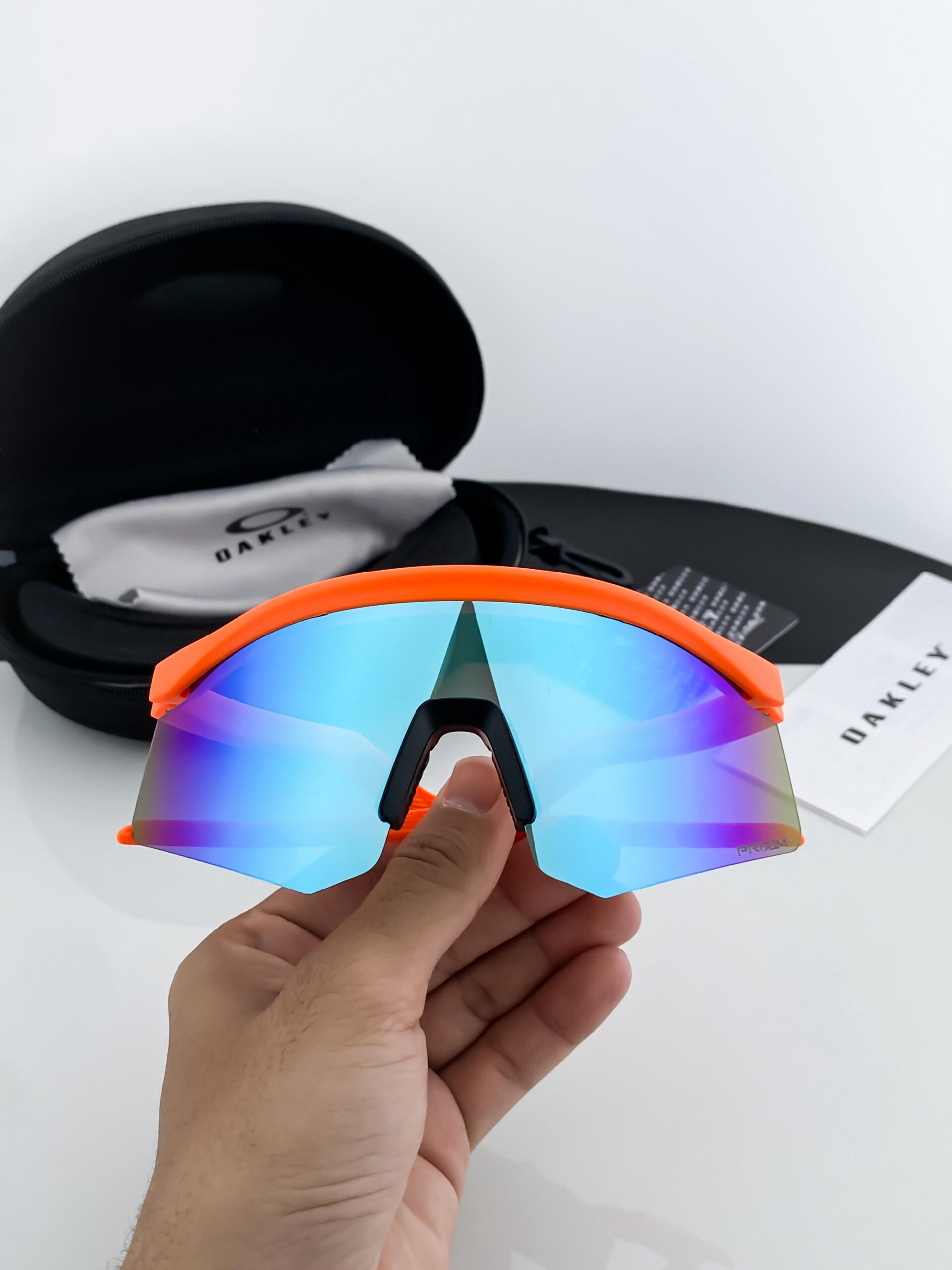 Oakley_orange_blue_9229 - Image 3