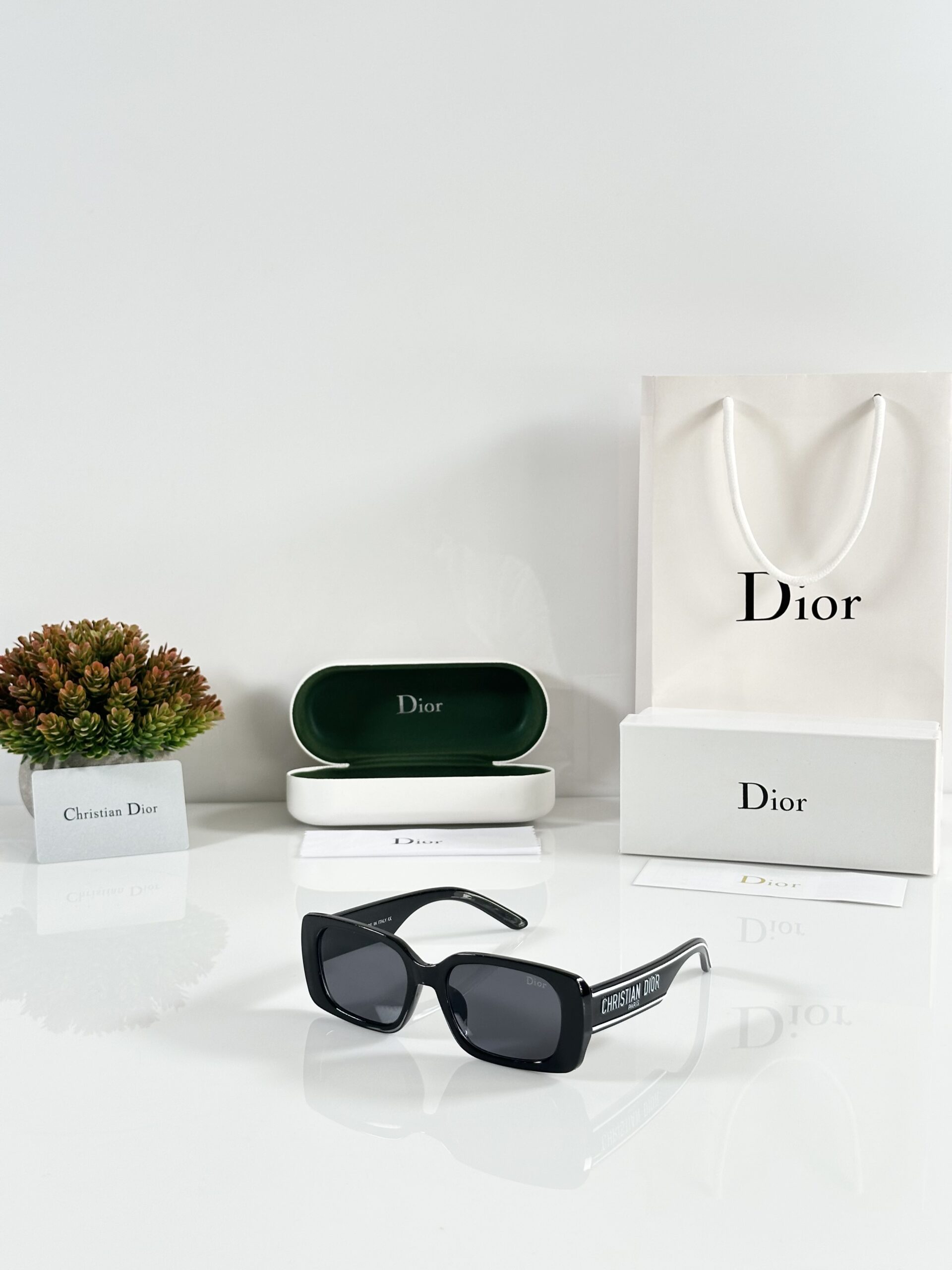 Dior_S2U_Shine_Black