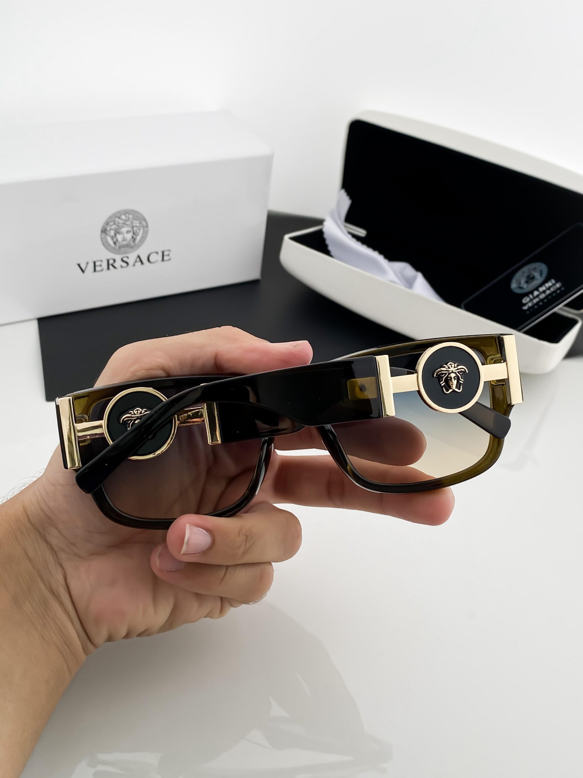 VERSACE bule shaded _250 - Image 5