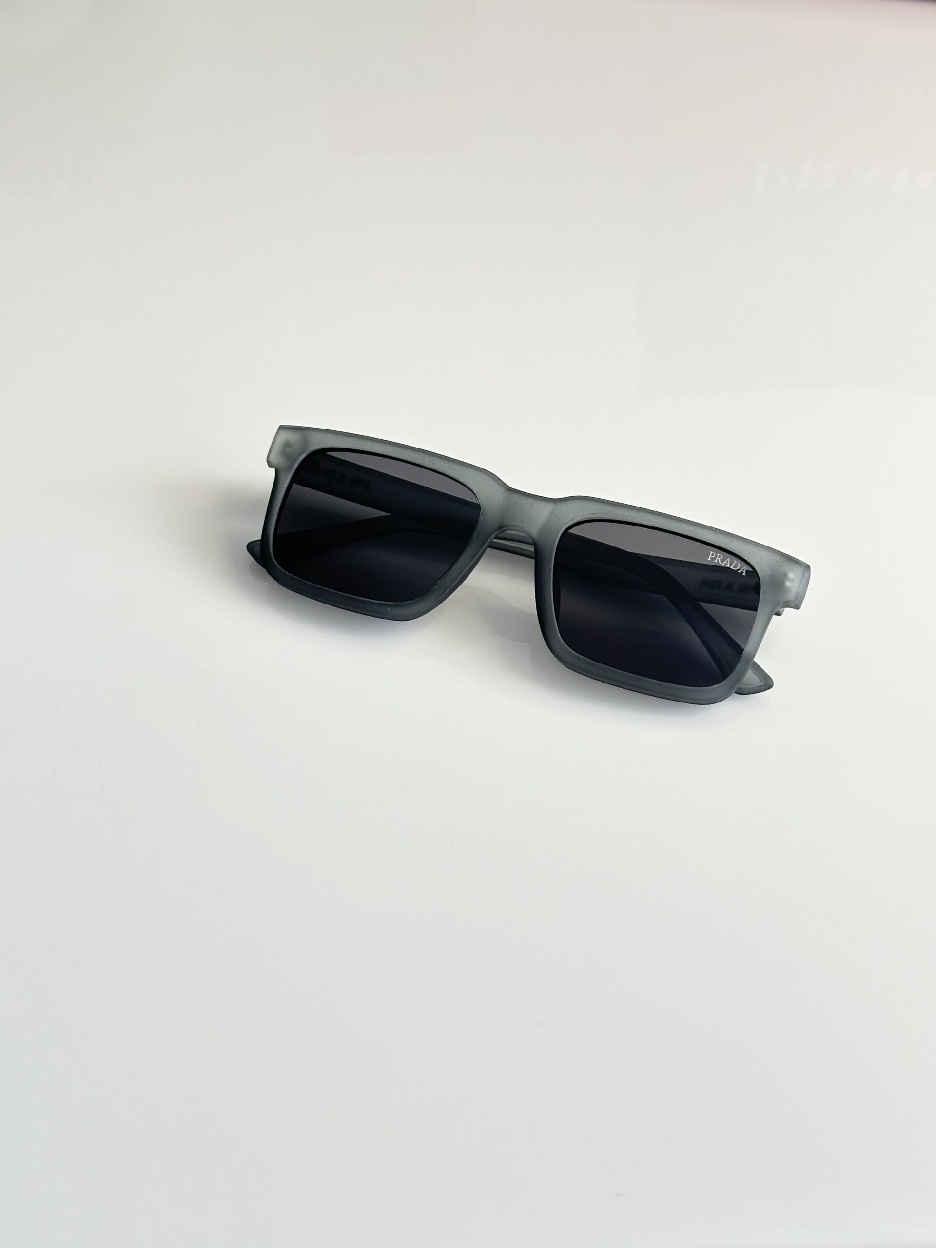 Prada_25_Grey - Image 3