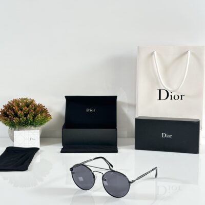 Dior_7075_Black
