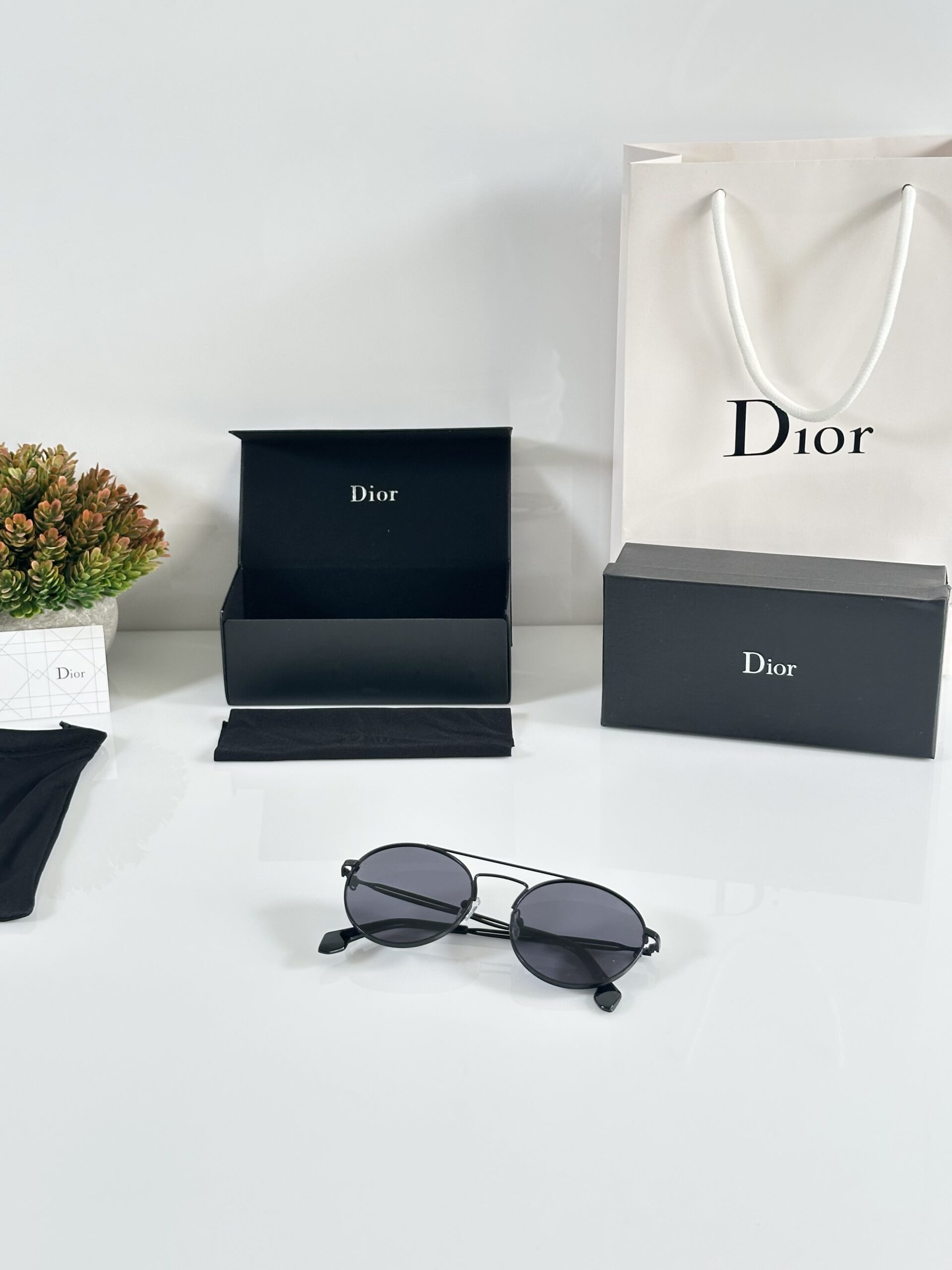 Dior_7075_Black - Image 4