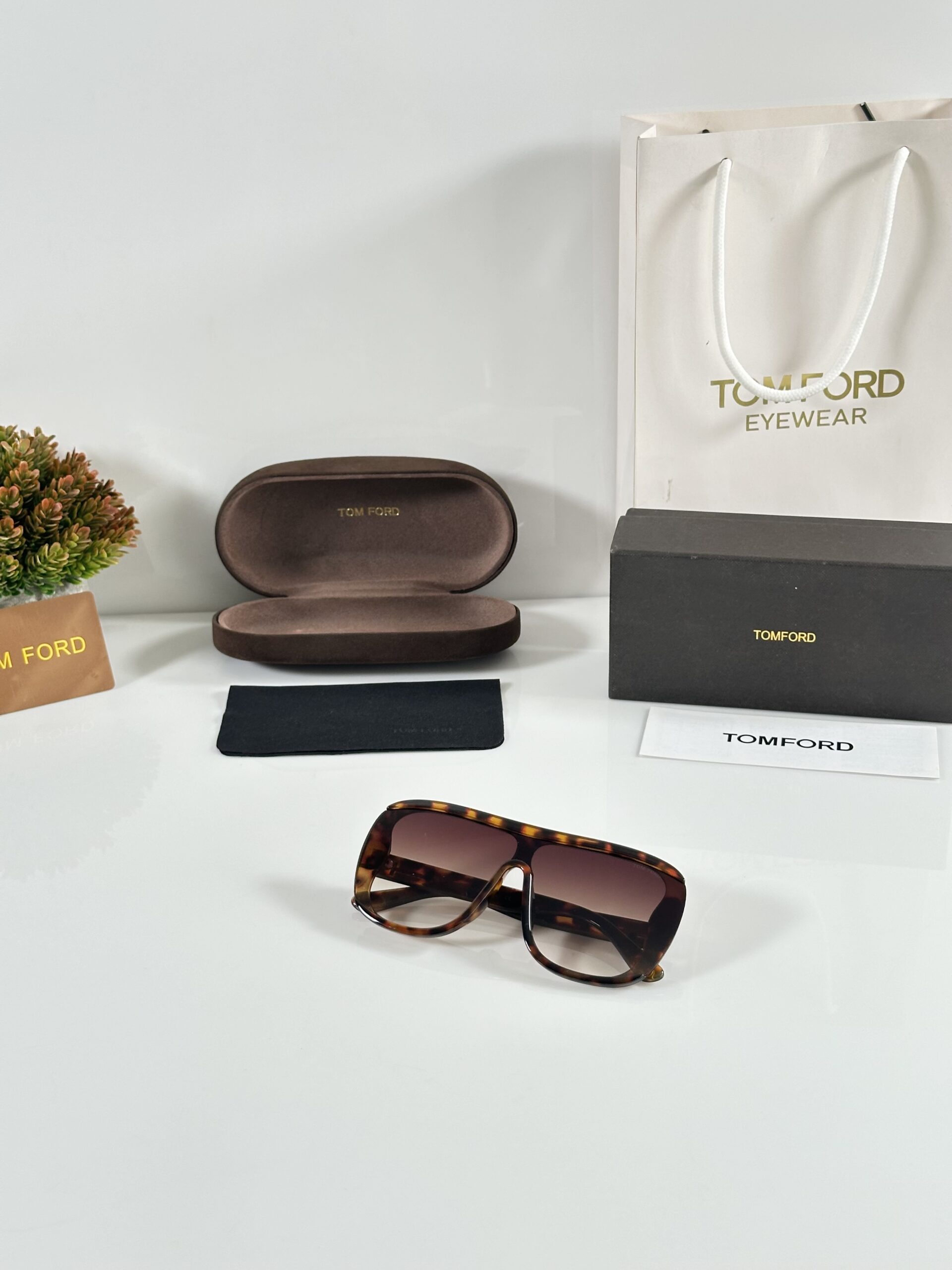 Tomford 0559 Tiger Brown - Image 4
