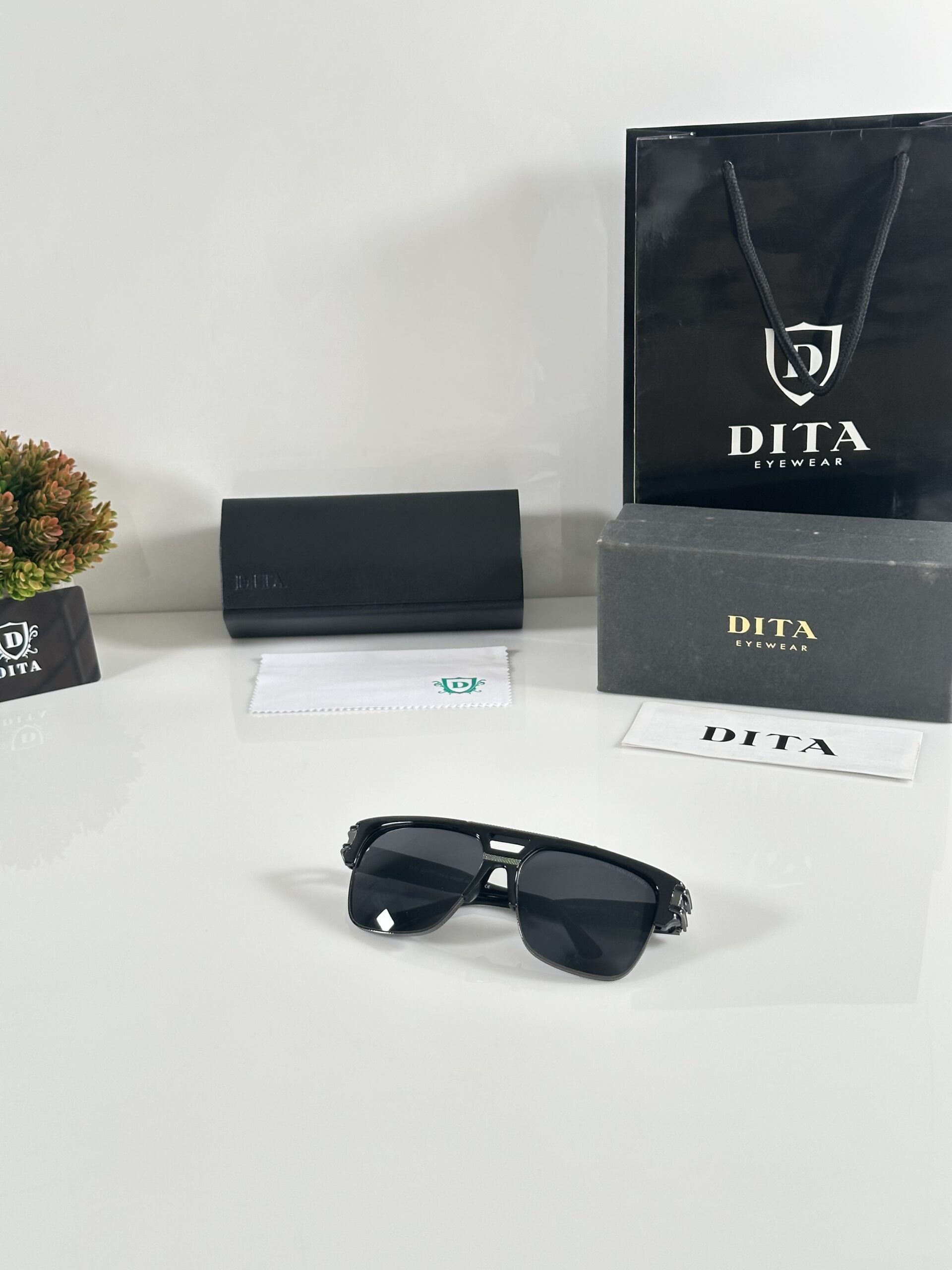 Dita 6836 Black - Image 4
