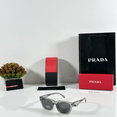 Prada_06_Grey