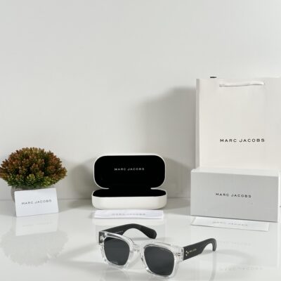 Marc Jacobs 1126 Water Black