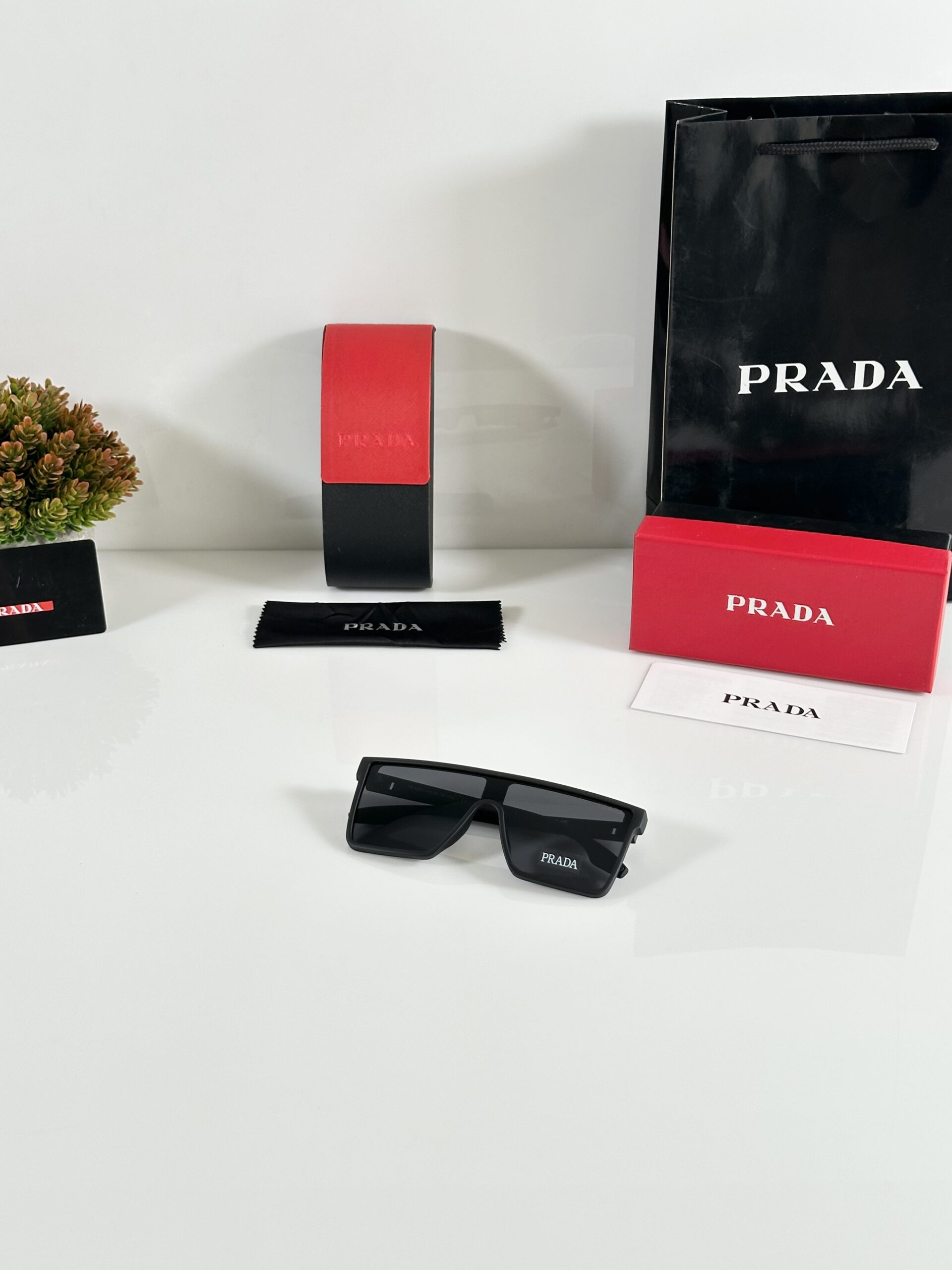 Prada_66_Black - Image 4