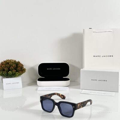 Marc Jacobs 1126 Tiger Blue