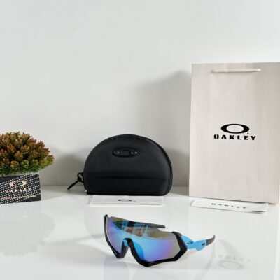 Oakley_4001_Black_Aqua