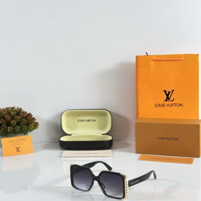 Louis_Vuitton_WMNS_1664_Black_DC