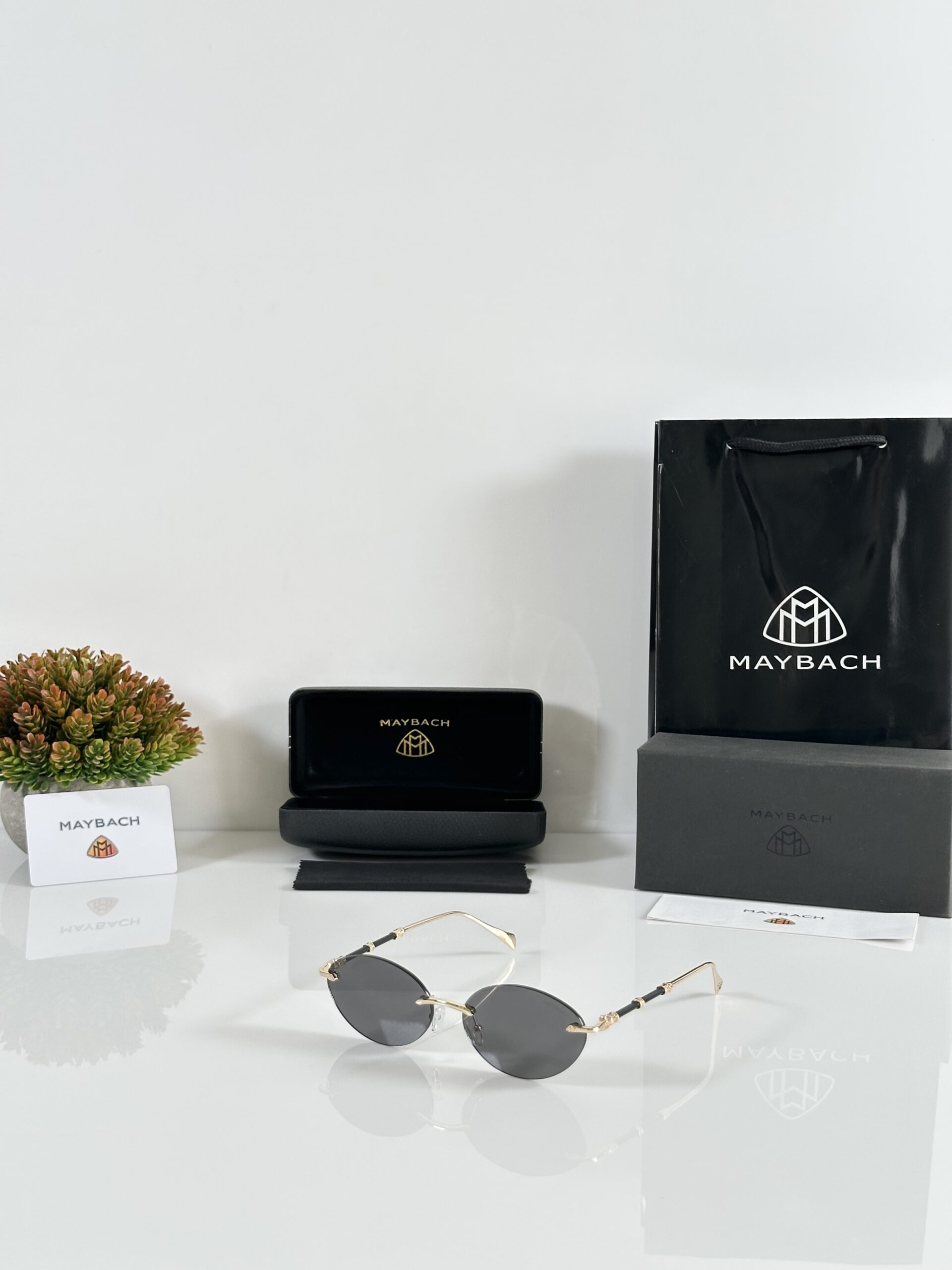 Maybach 1014 Gold Black