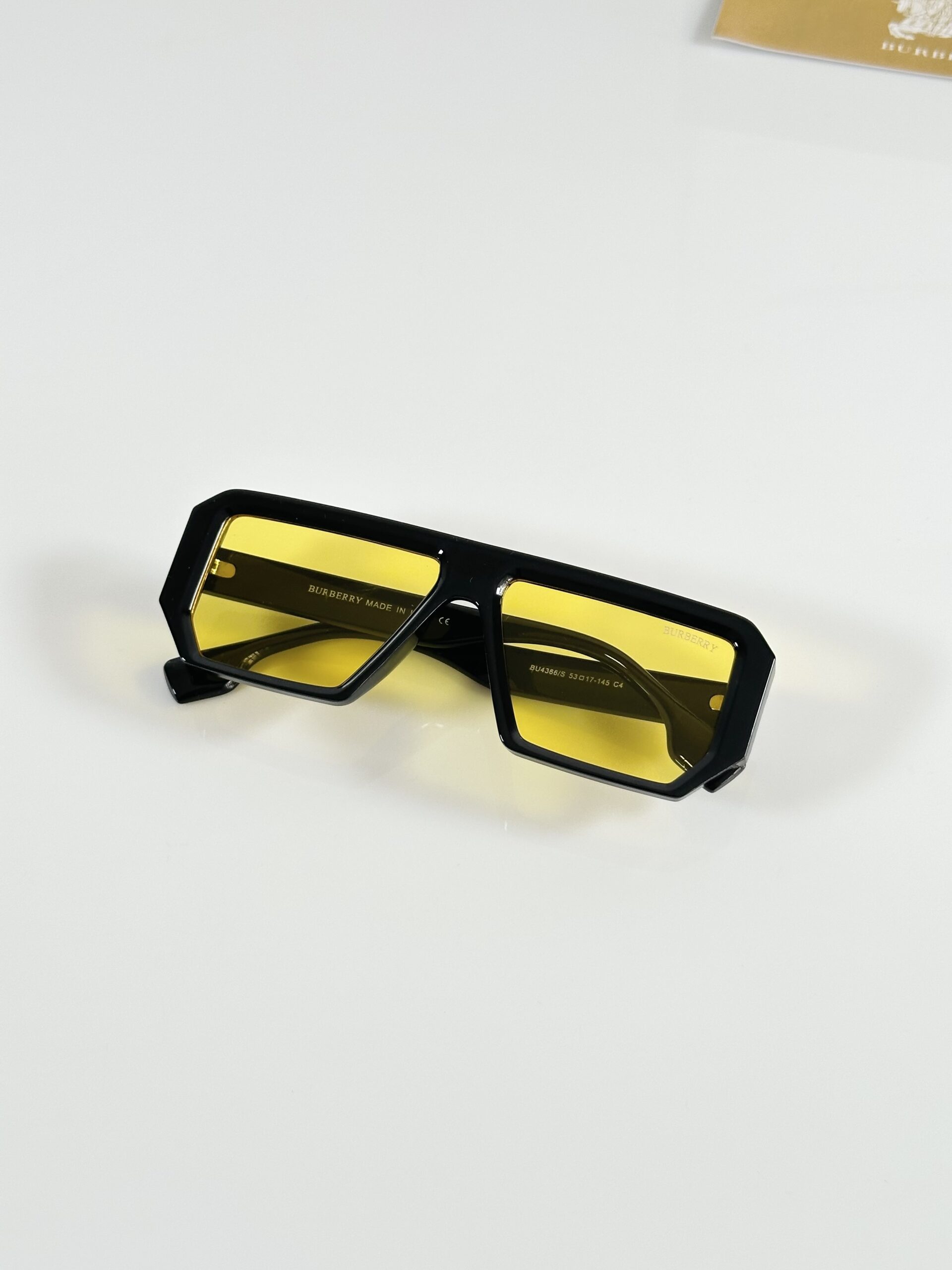 Burberry_4366_Black_Yellow - Image 3