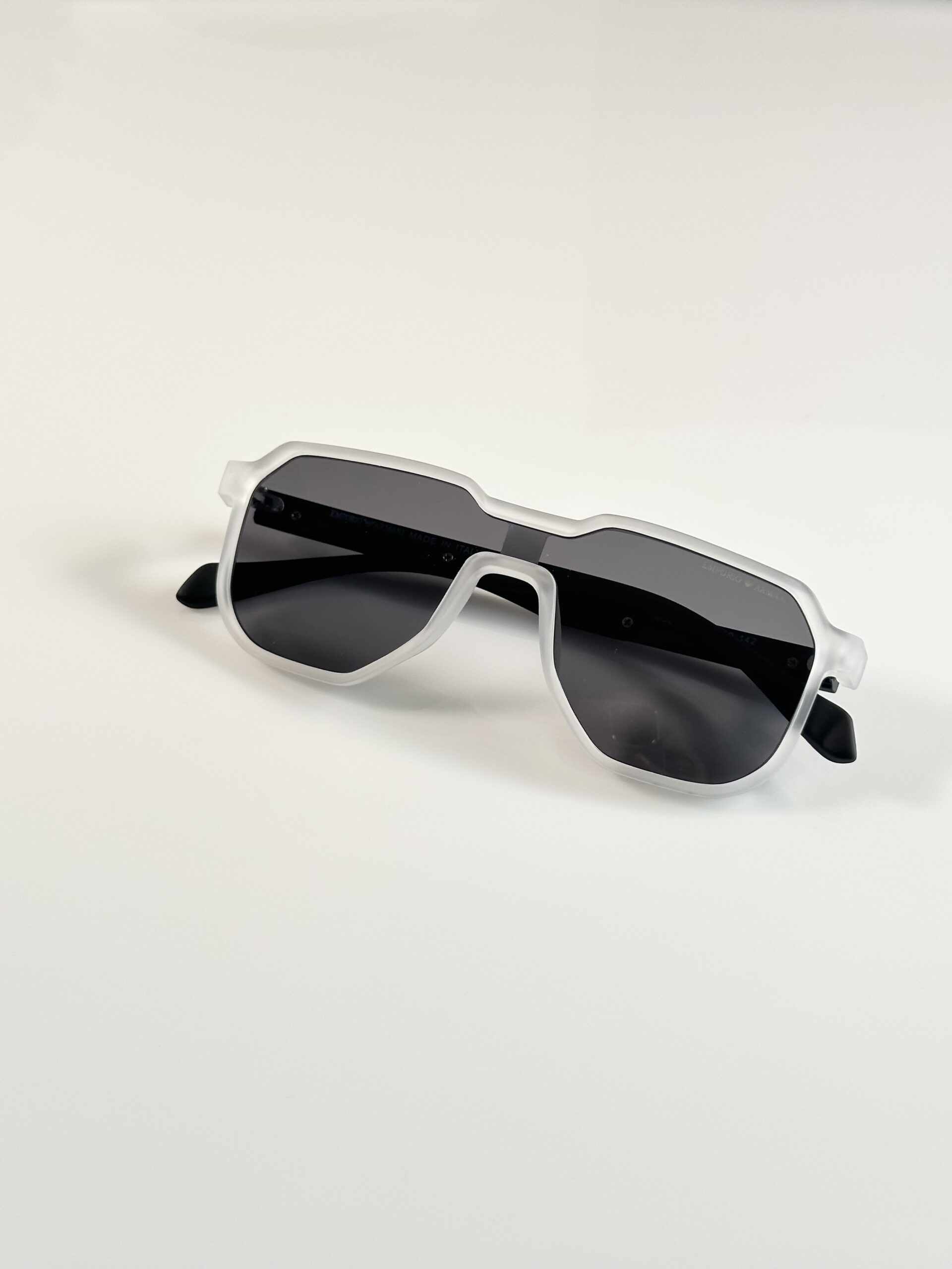 Emporio_Armani_219_Ice_Black - Image 3