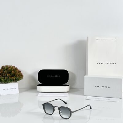 Marc Jacobs 506 Gun Green DC