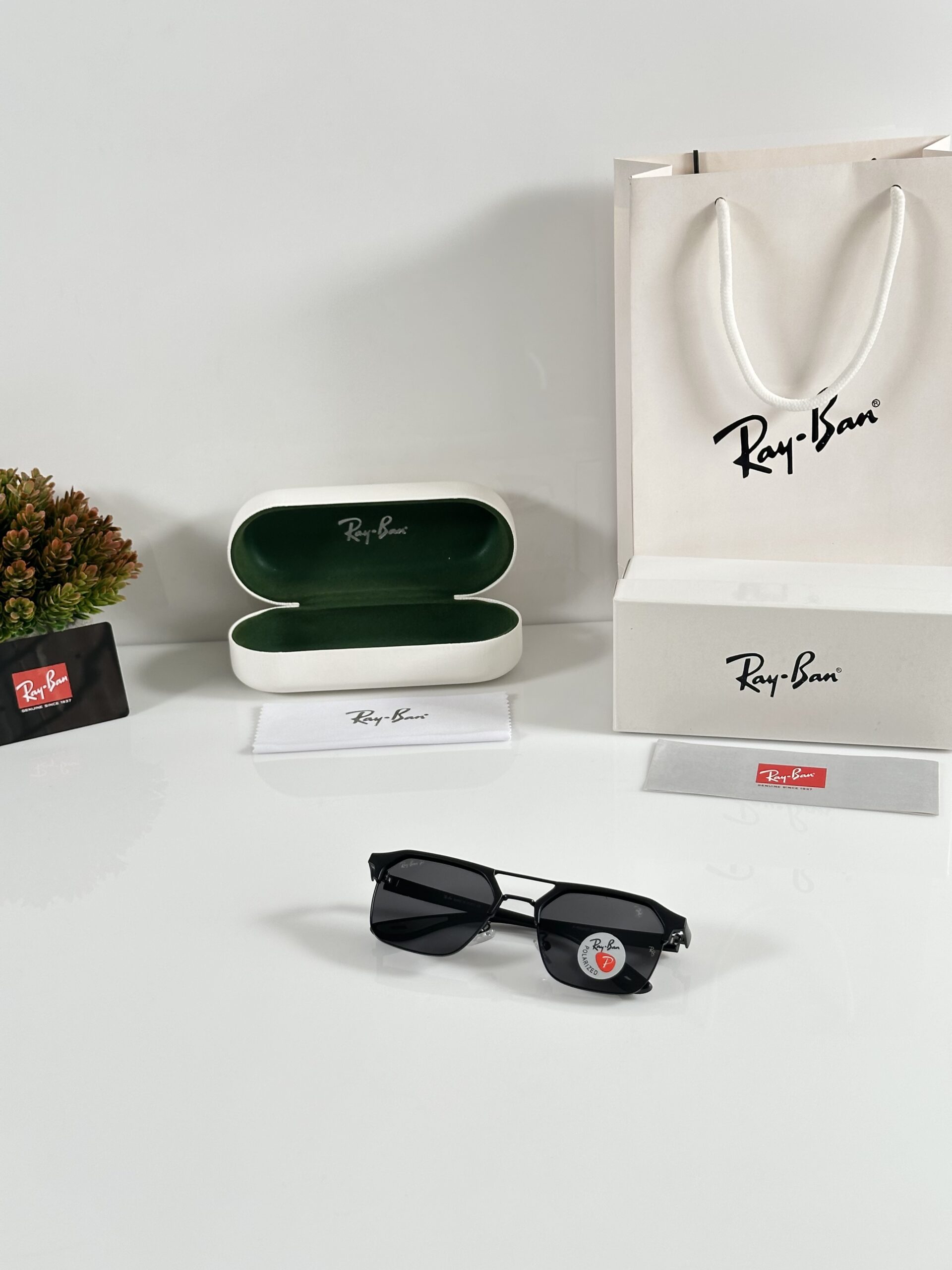 Rayban 04 Black - Image 4