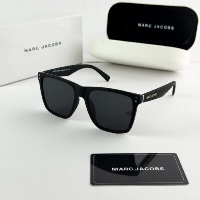 MARC JACOBS BLACK CA6000