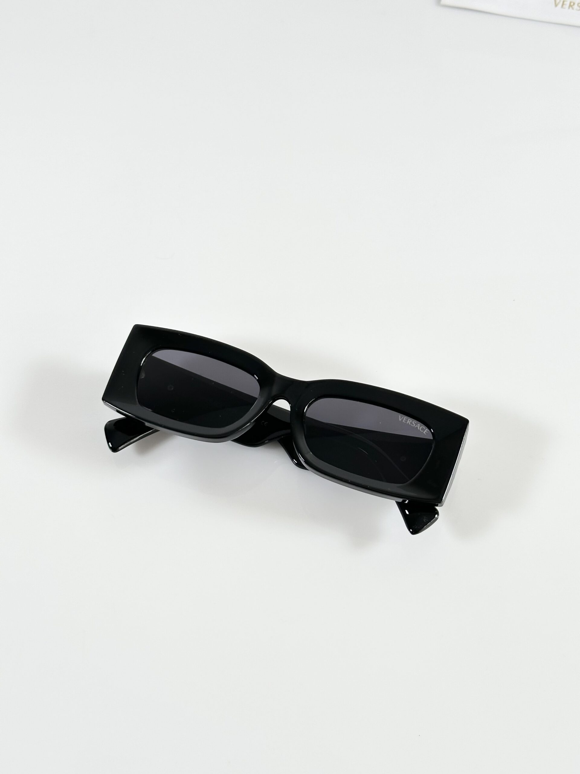 Versace WMNS 188 Black - Image 3