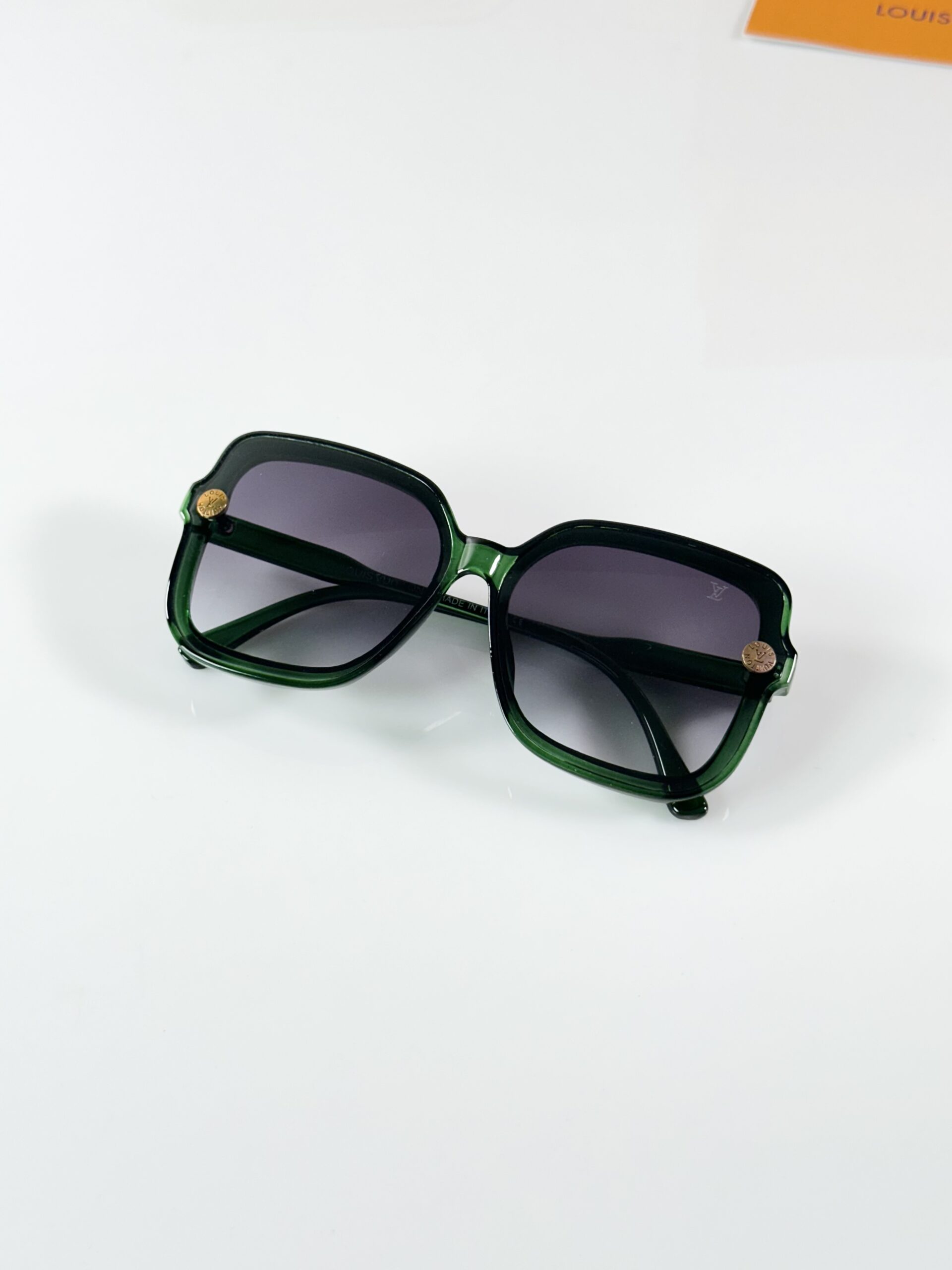 Louis_Vuitton_WMNS_8166_Green_Black_DC - Image 3