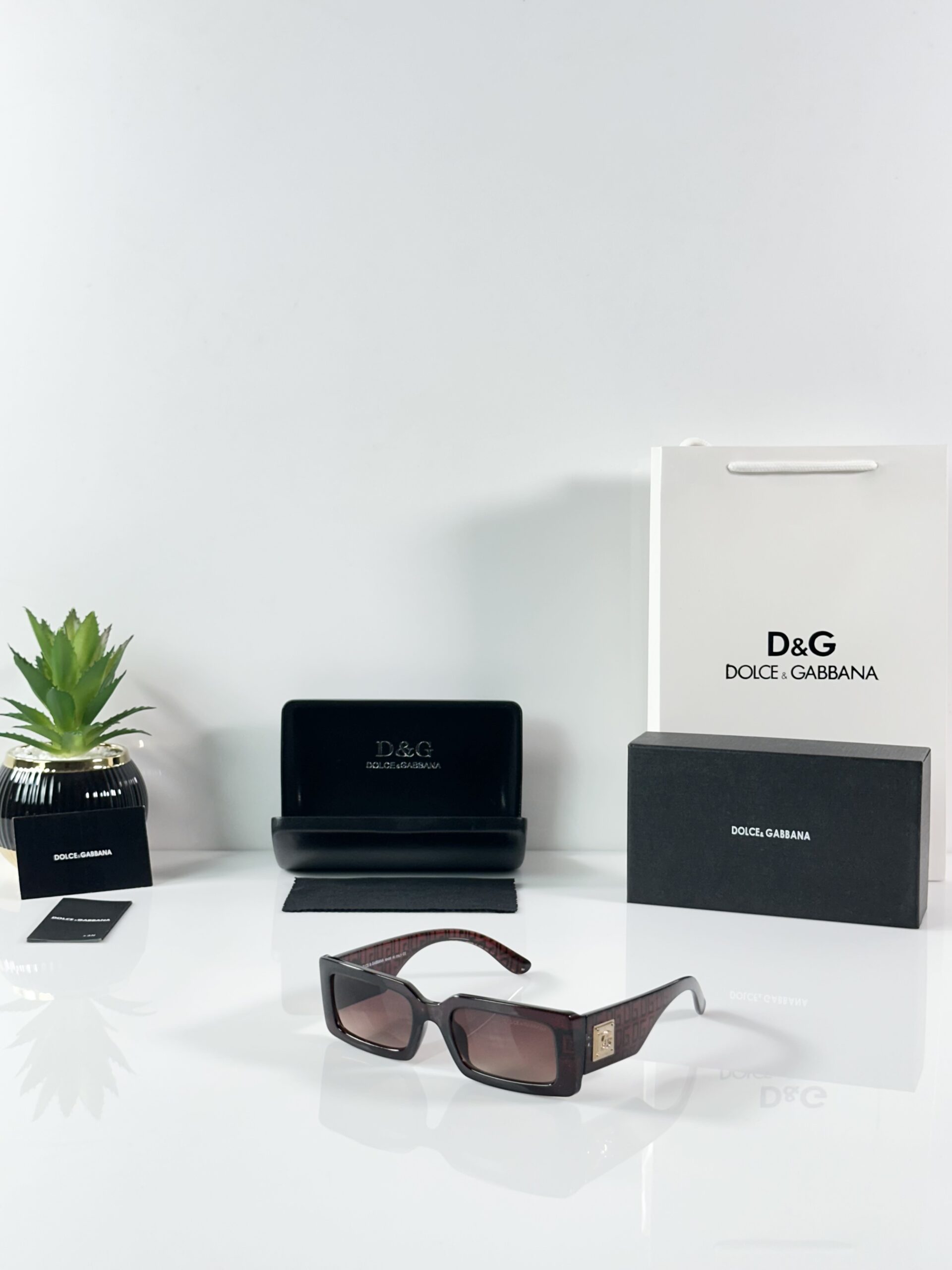 Dolce_&_Gabbana_WMNS_4416_Brown
