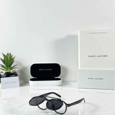 Marc Jacobs 1005 Flip Shine Black