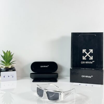 Off_White_05_Chrome_Black