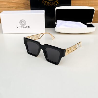 Versace gold black 8800