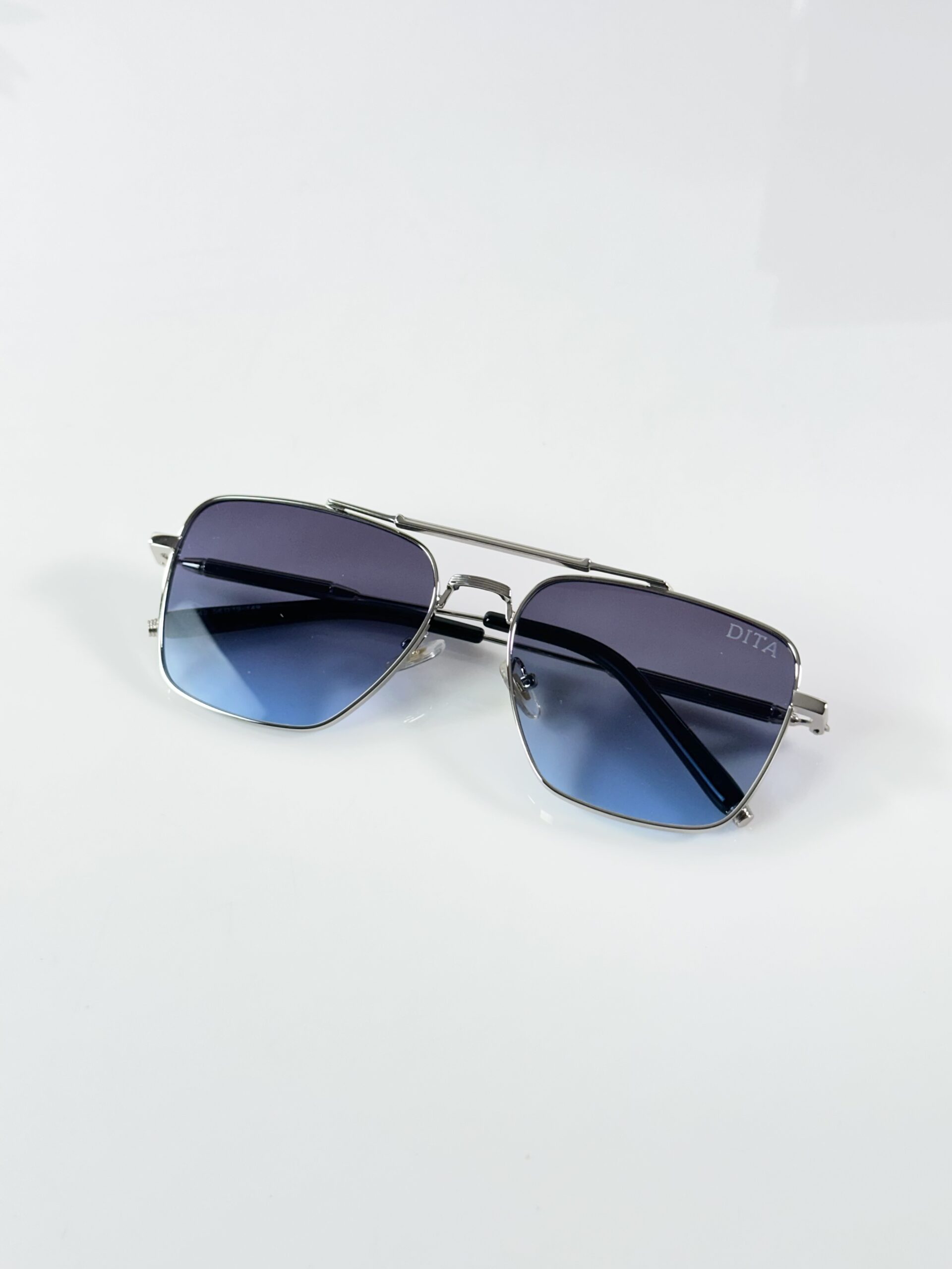 Dita 143 Silver Blue - Image 3
