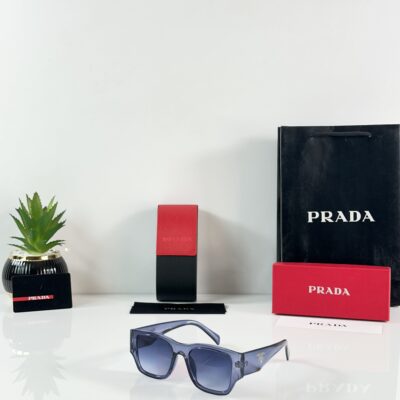 Prada_10_Blue