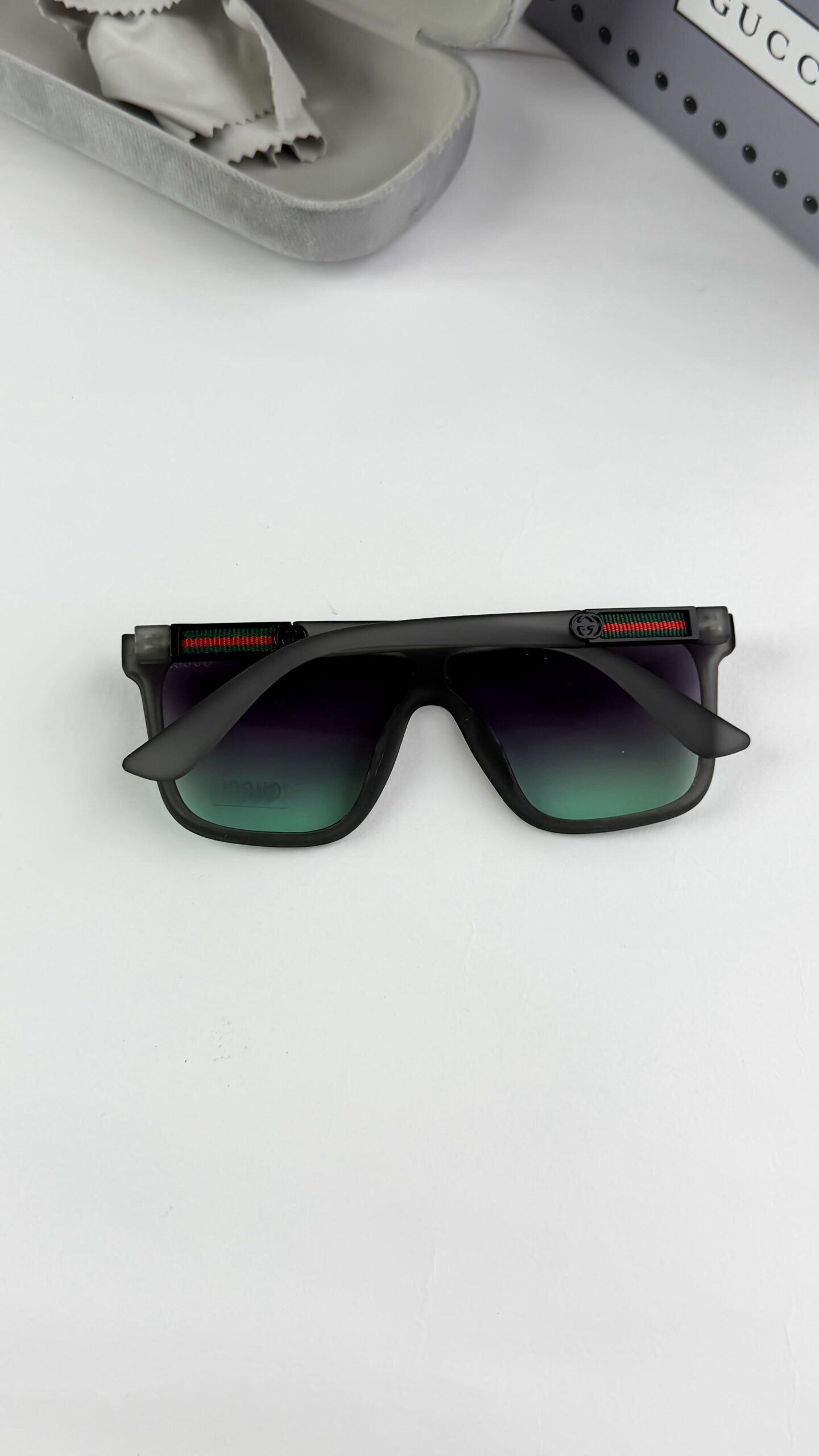 Gucci_grey_blue_shaded_566 - Image 4