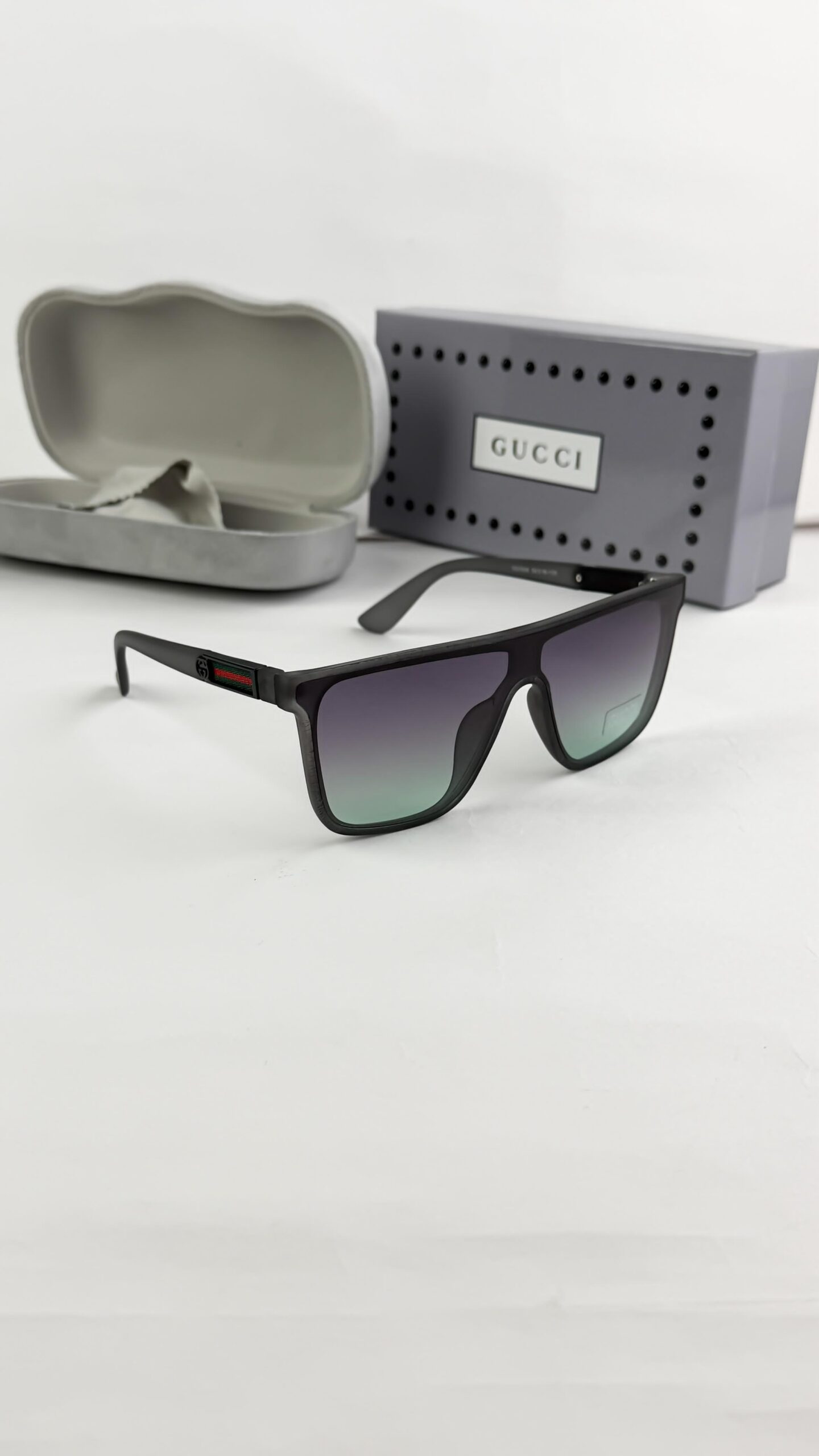 Gucci_grey_blue_shaded_566 - Image 2