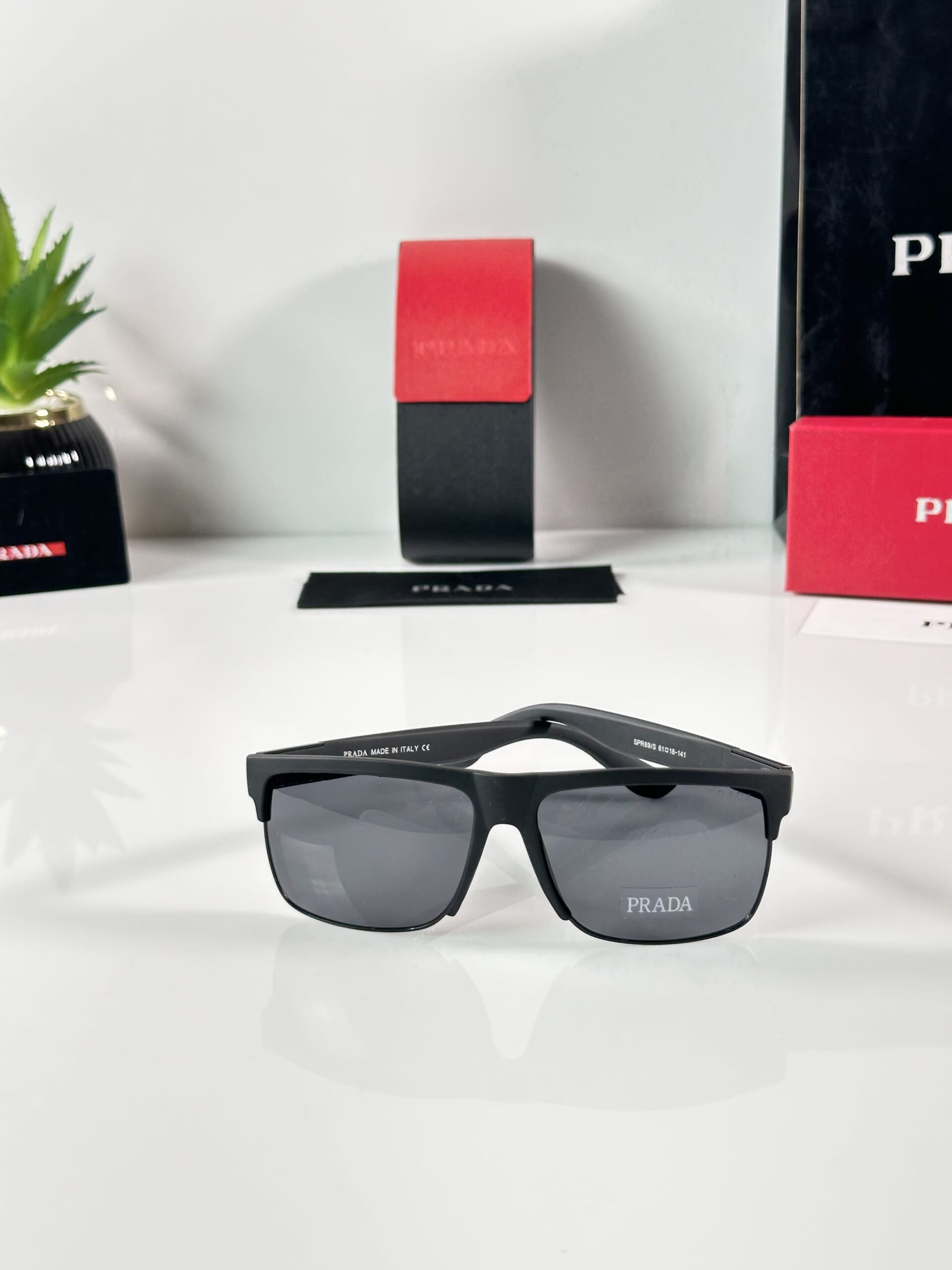 Prada_69_Mate_Black - Image 3