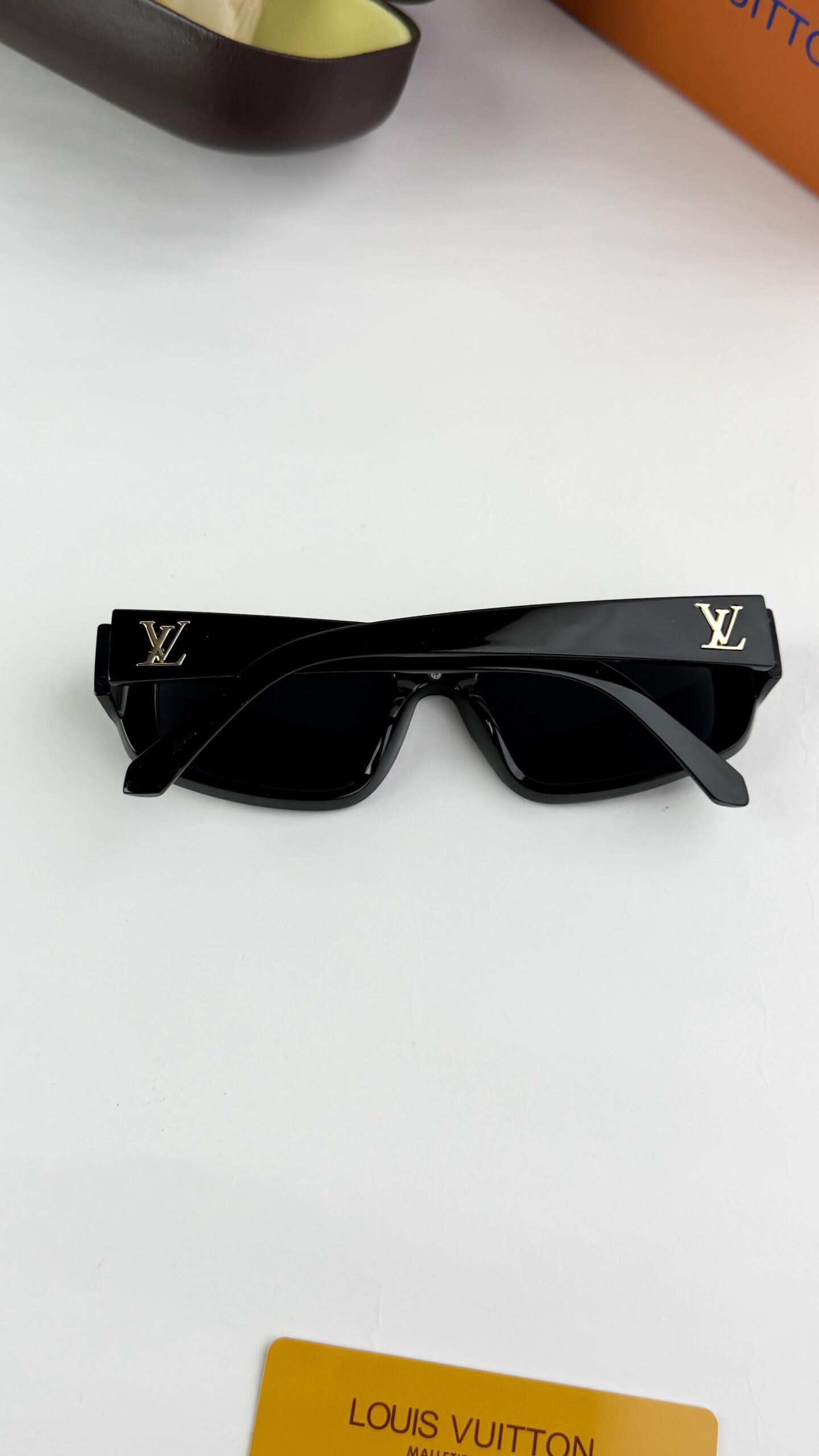 Louis_vuitton_gold_black_6155 - Image 5