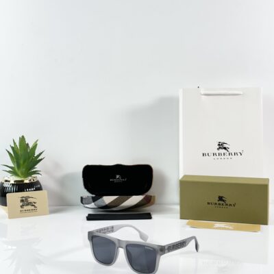Burberry_4458_Grey_Black