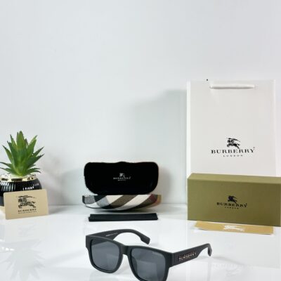 Burberry_4358_Black_Multi