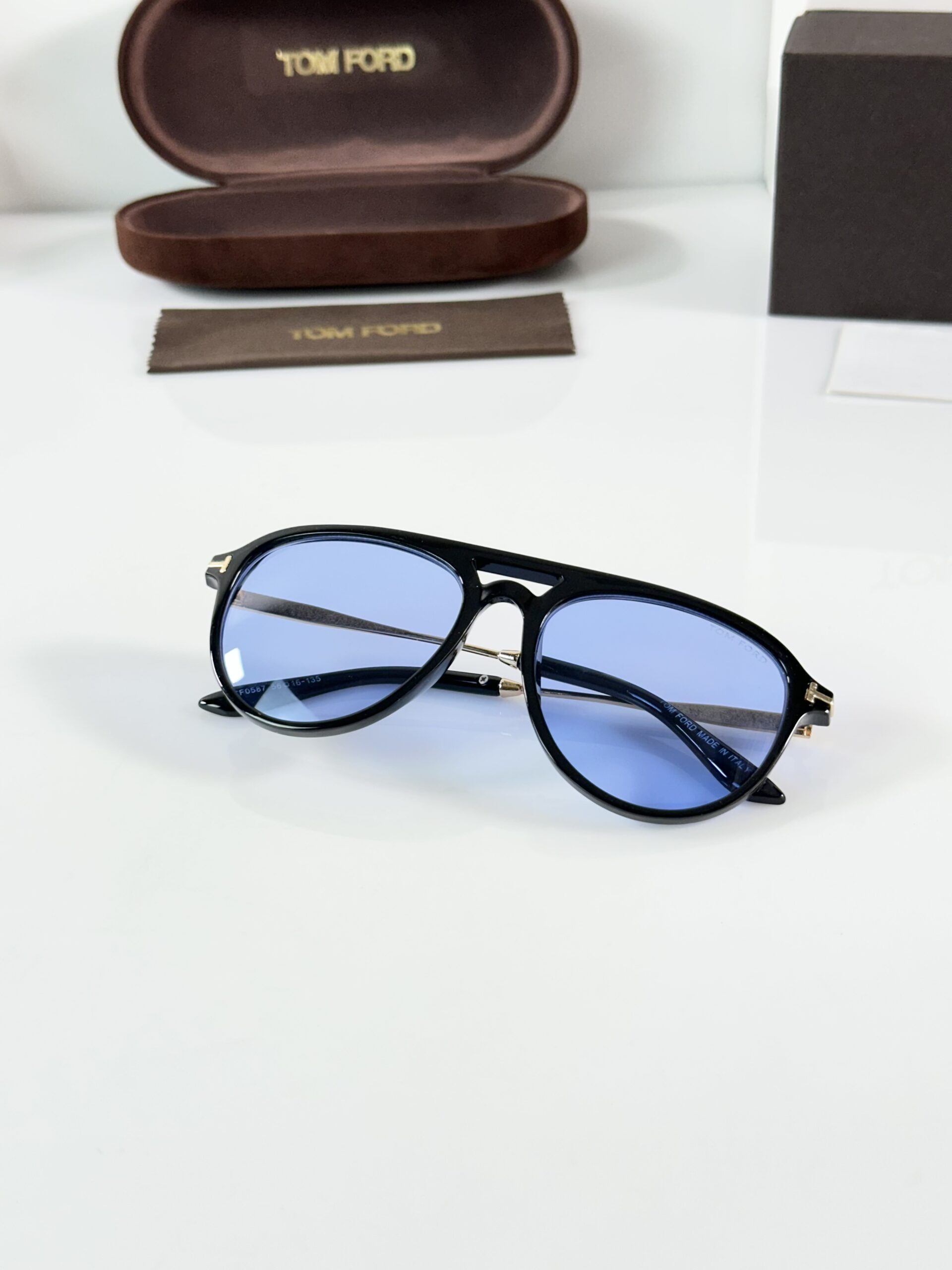 Tomford 0587 Gold Black Blue - Image 3