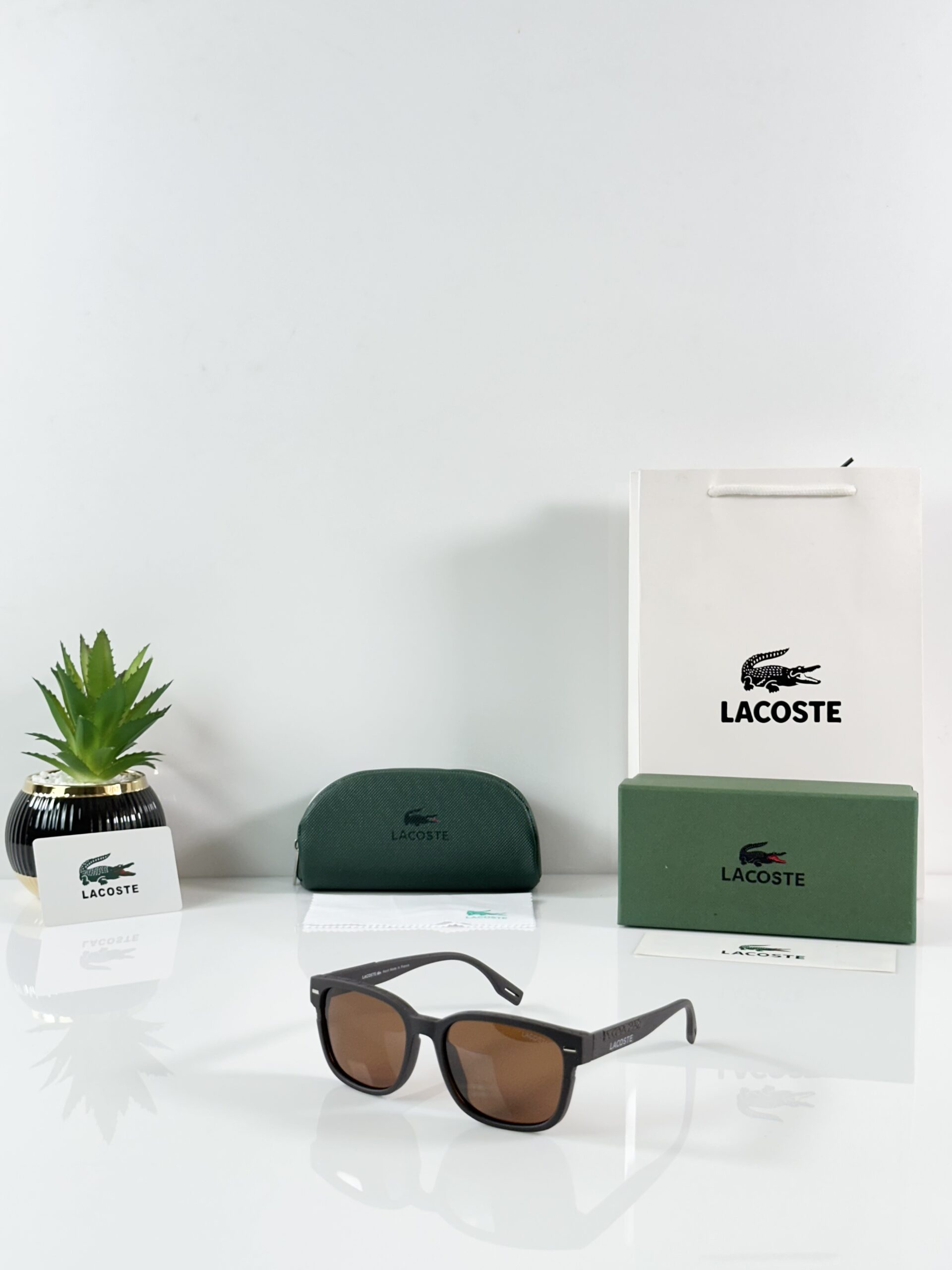 Lacoste_2206_Brown