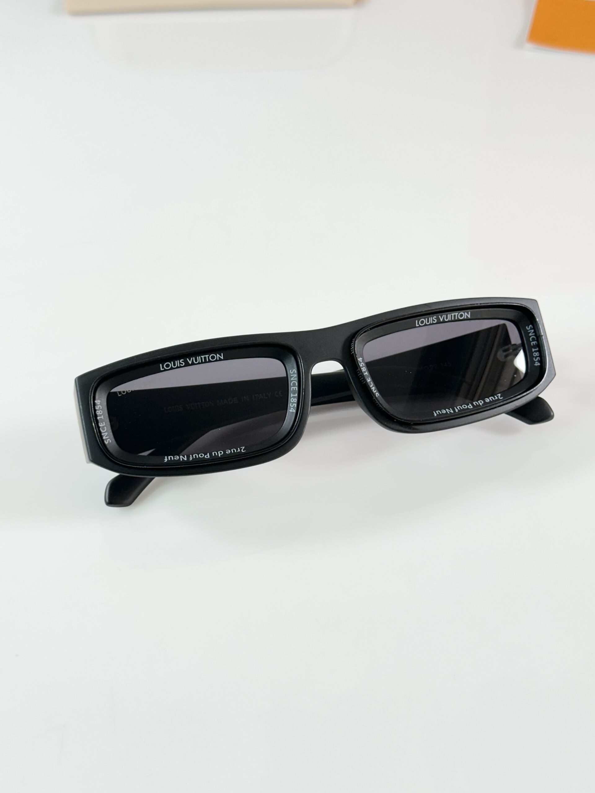 Louis_Vuitton_6190_Black - Image 3