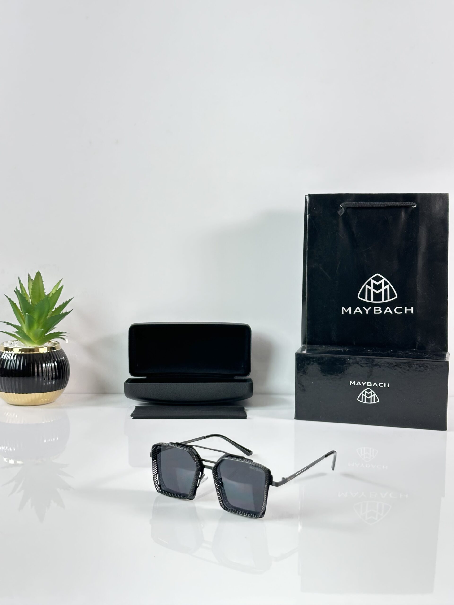 Maybach 2173 Black