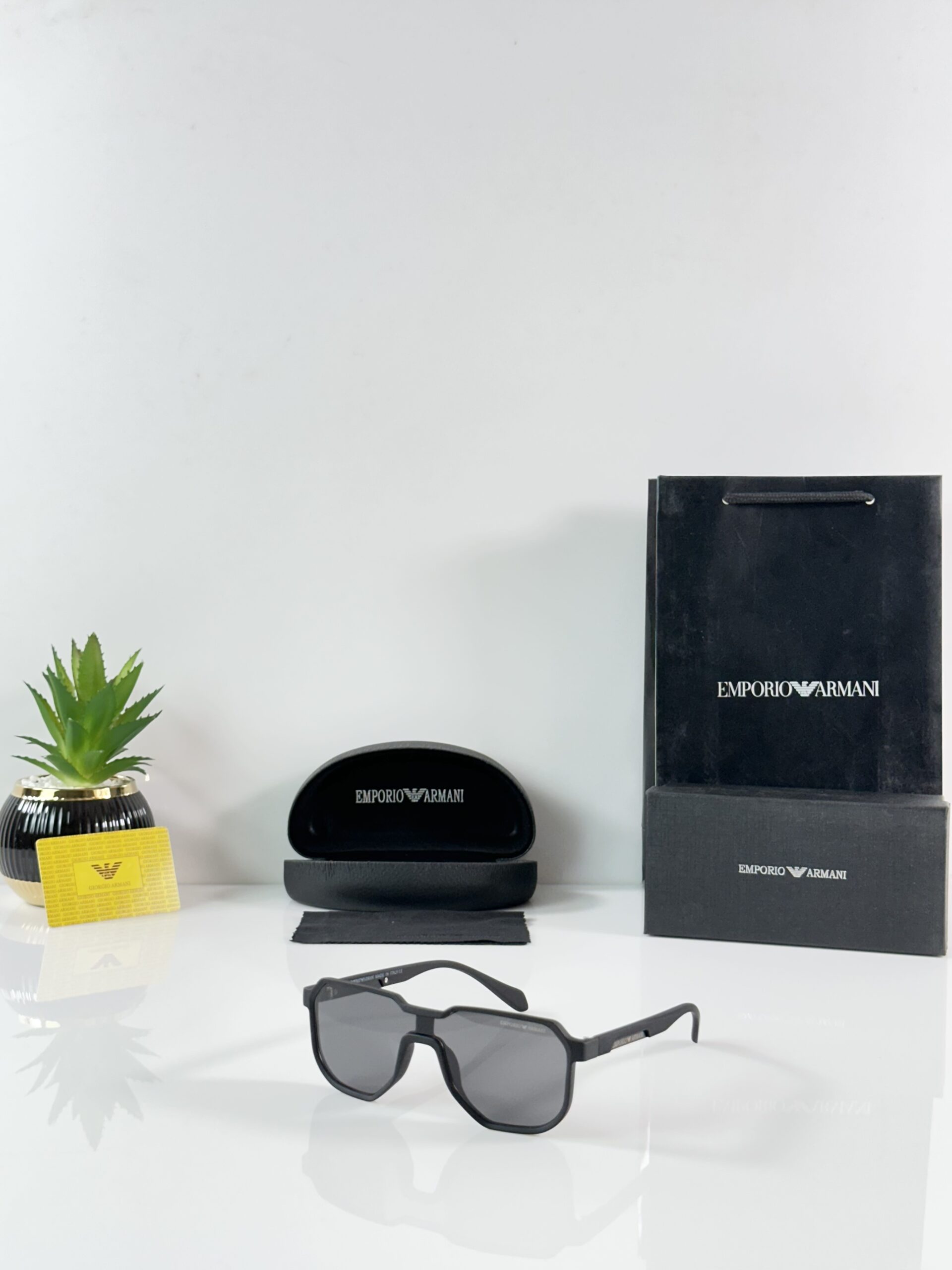 Emporio_Armani_219_Full_Black