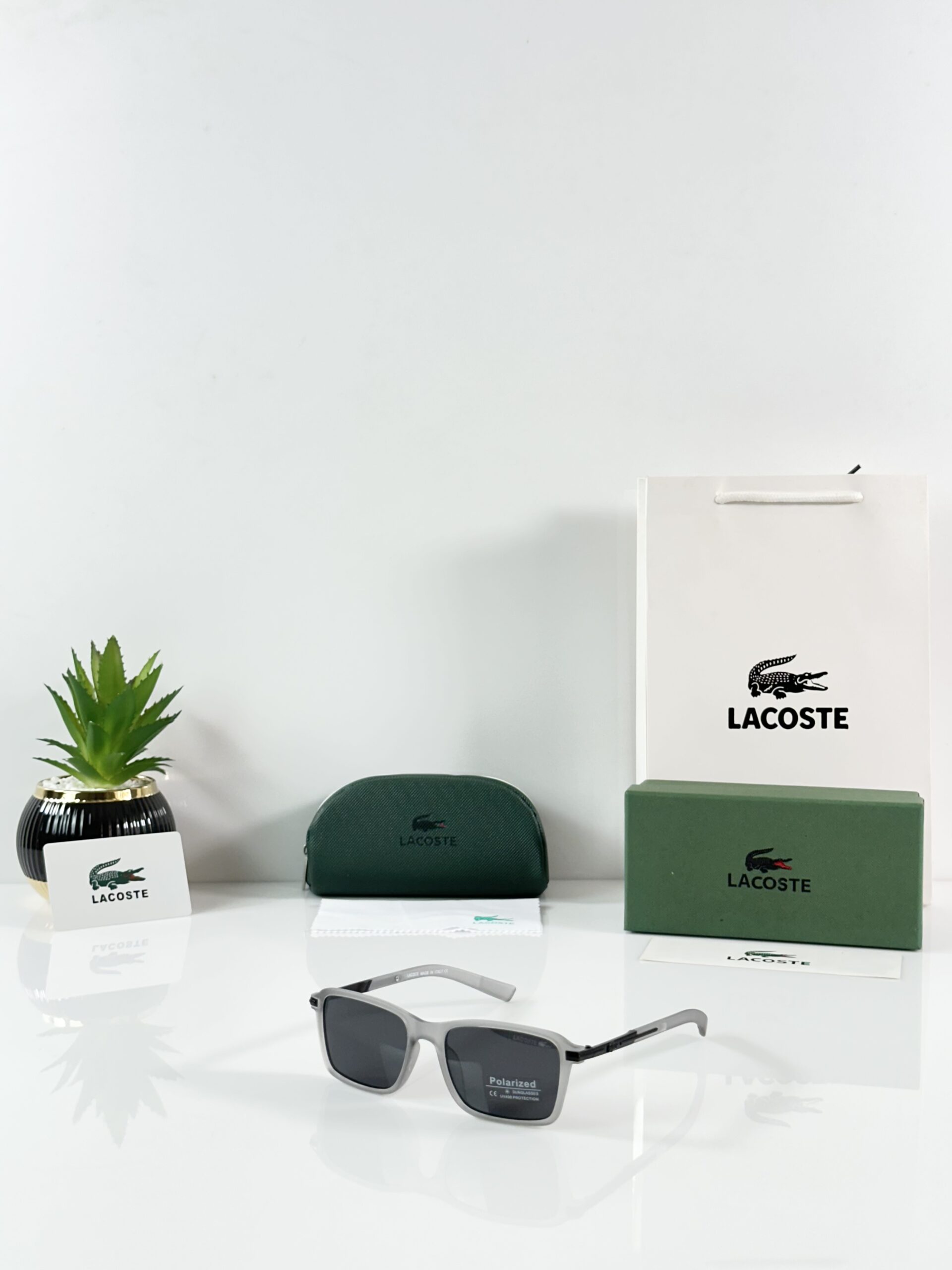 Lacoste_802_Grey_Black